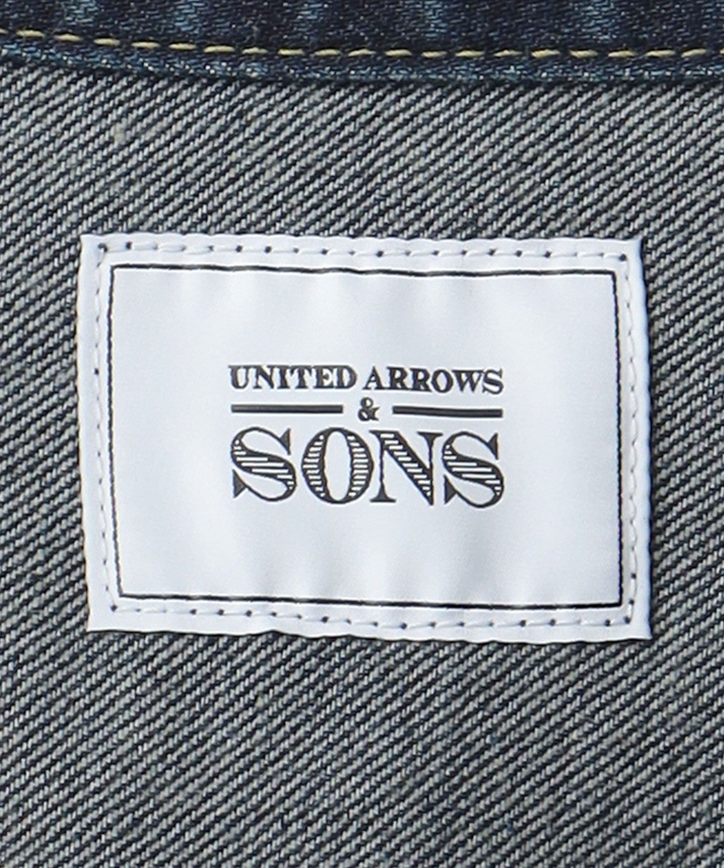 55252990842-d24.jpg