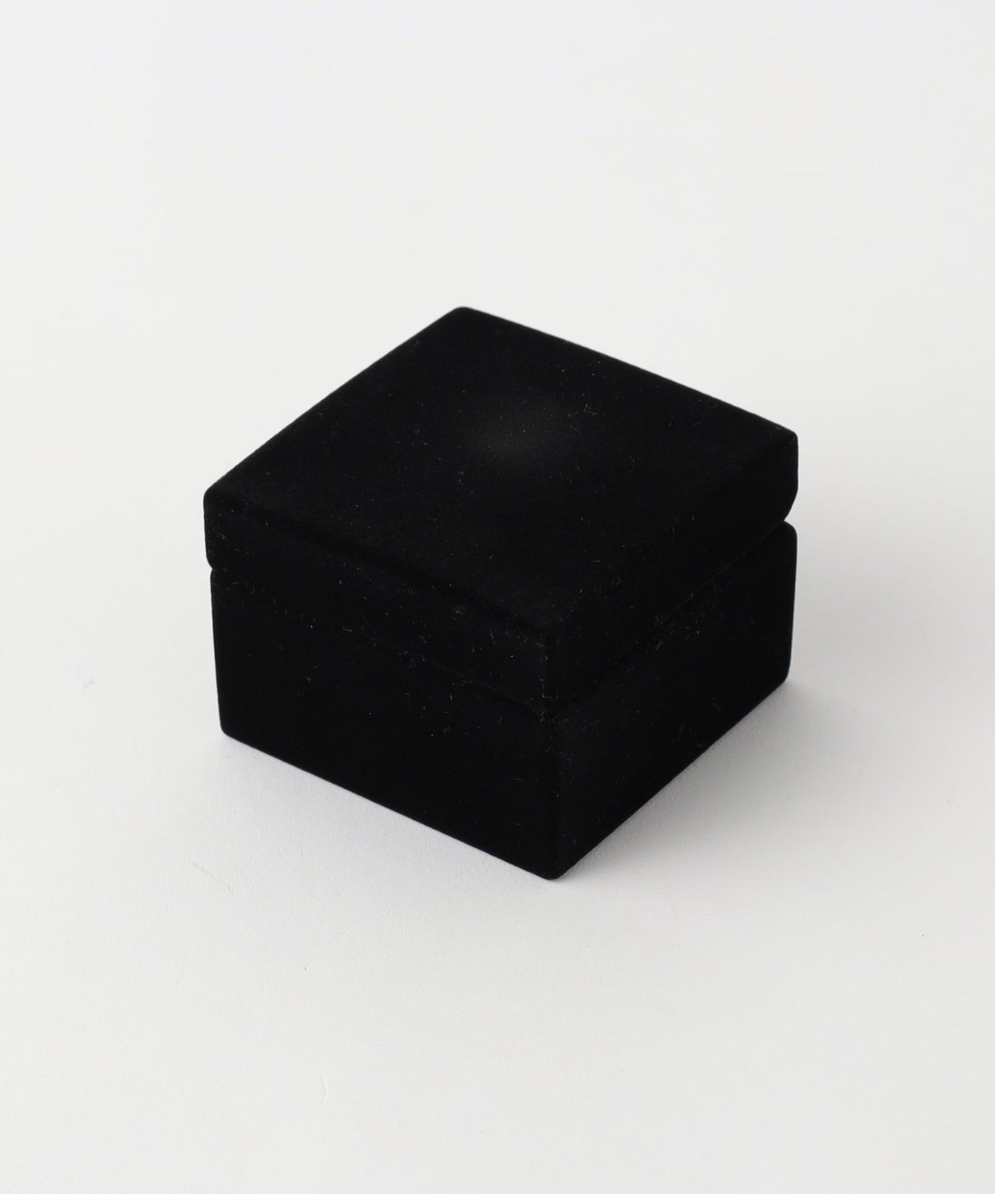 55335990814-d05.jpg