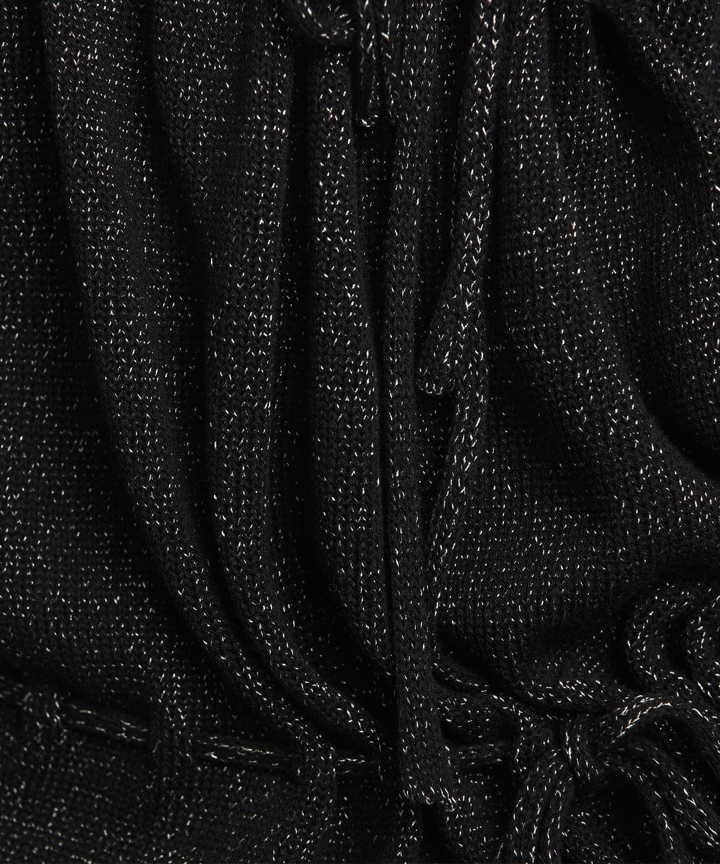 56181050274-d12.jpg