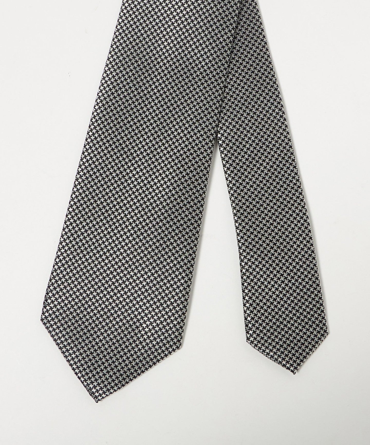 61346000063-d04.jpg