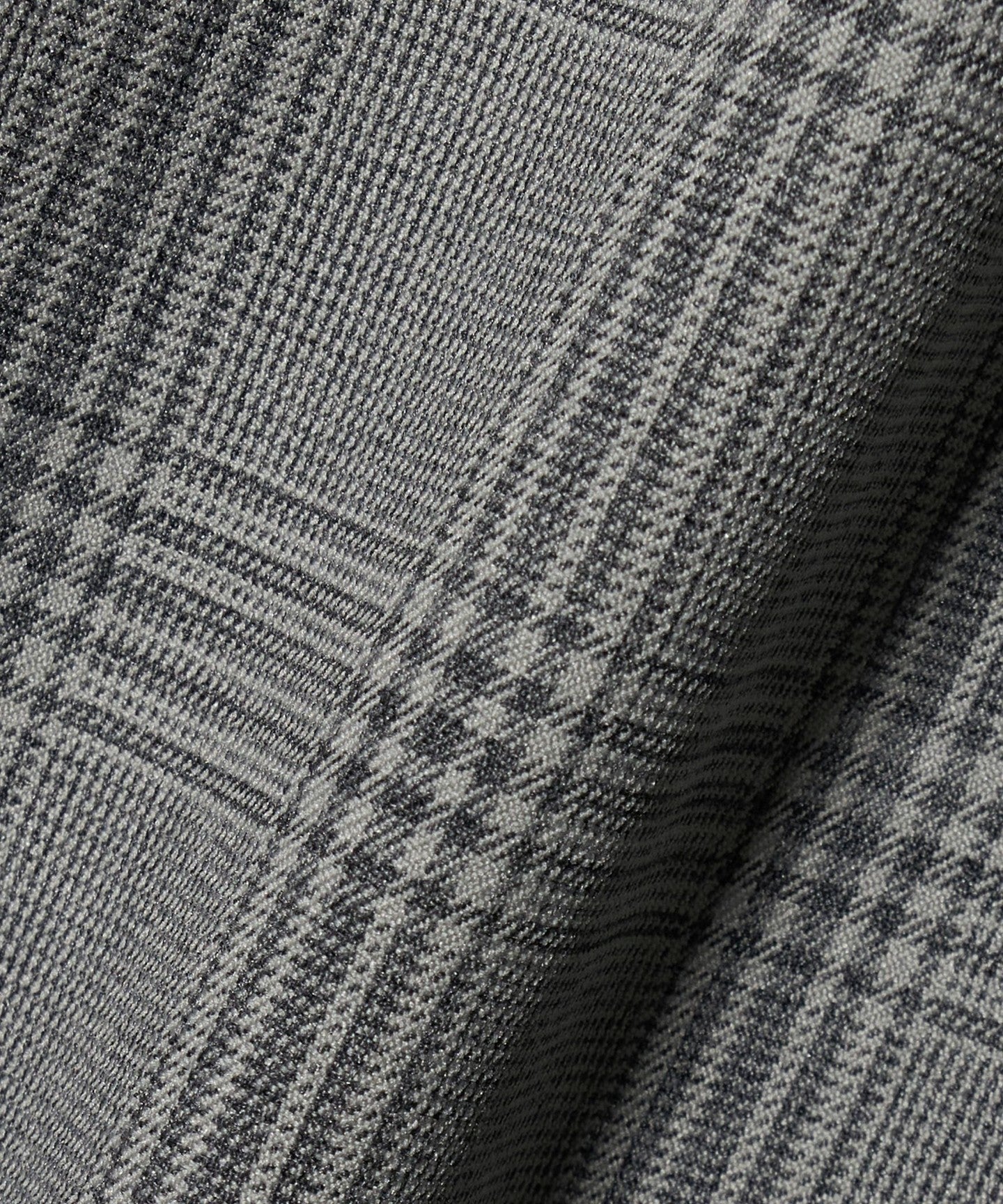 62116000018-d16.jpg
