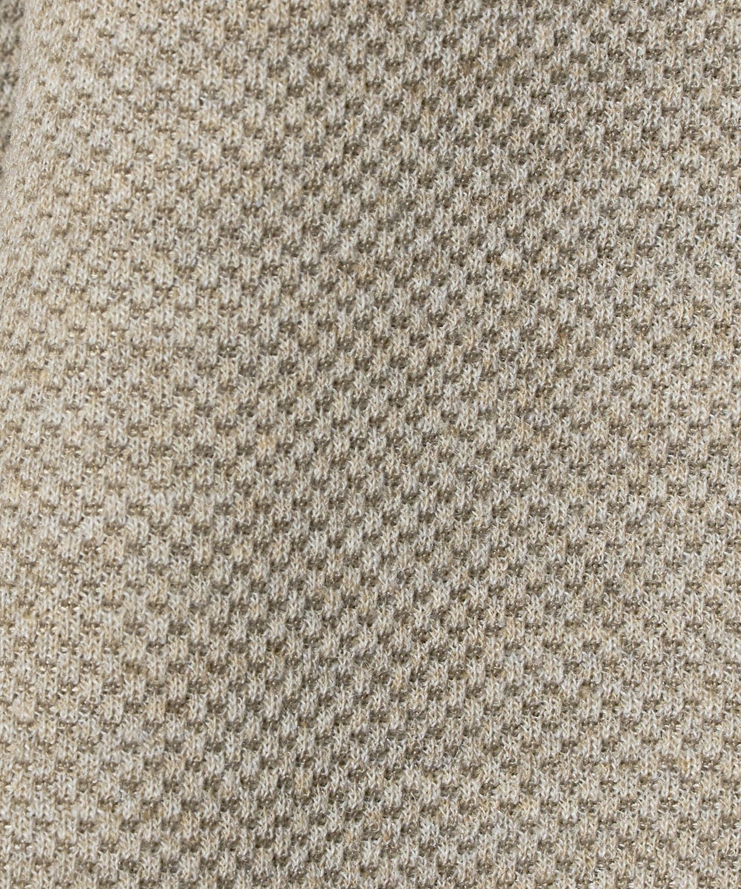 62126000037-d07.jpg
