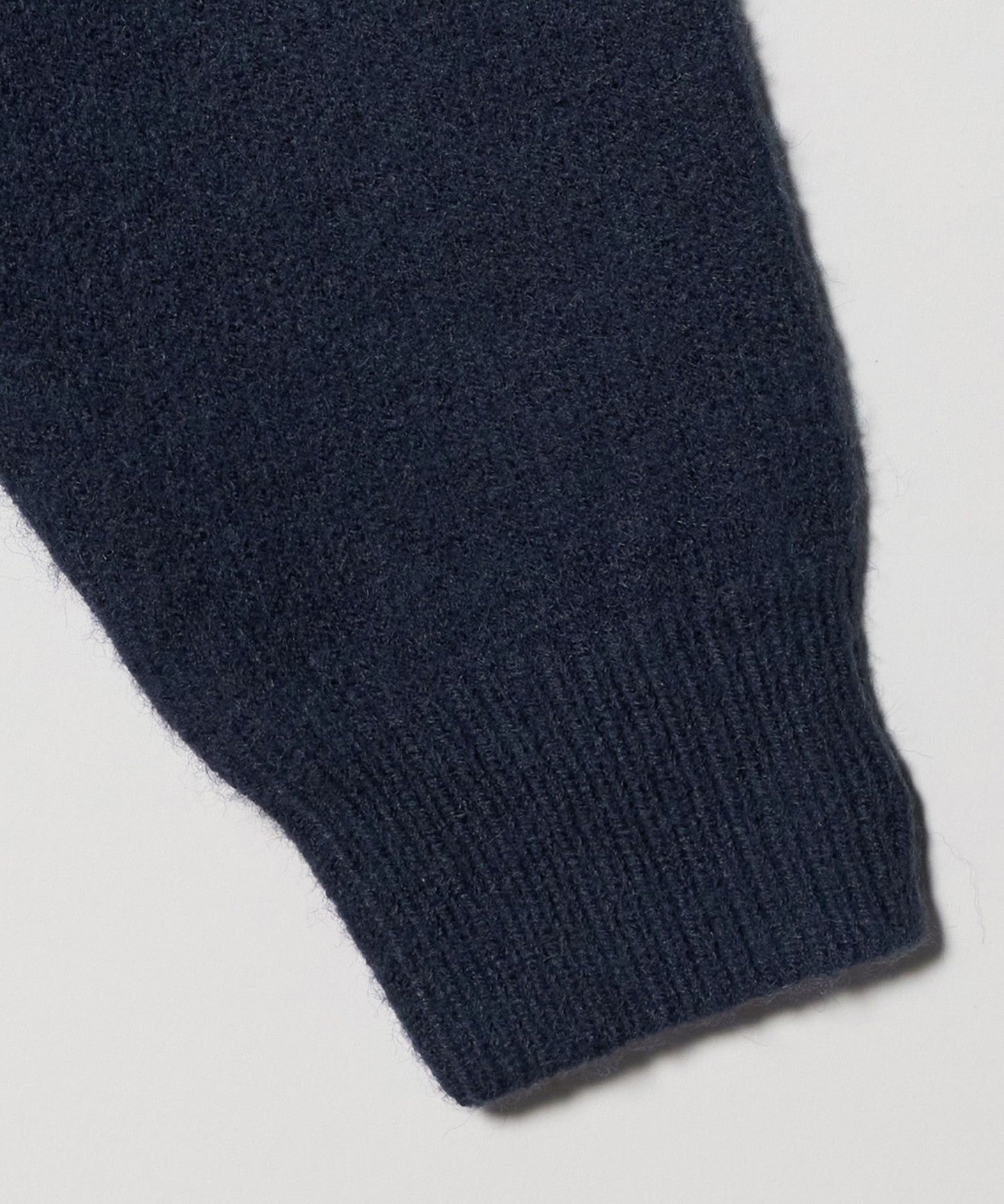 62136000030-d03.jpg