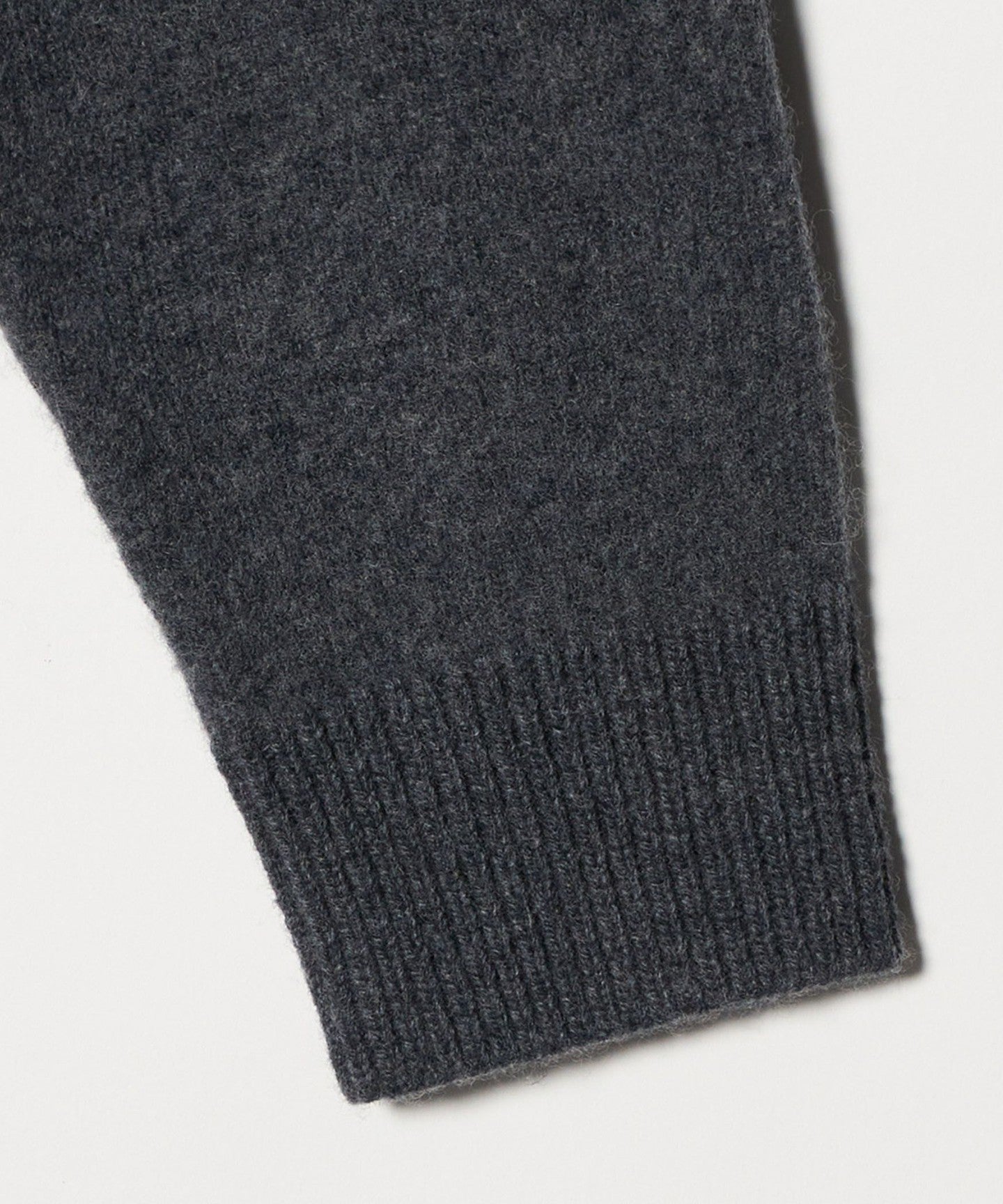 62136000032-d03.jpg