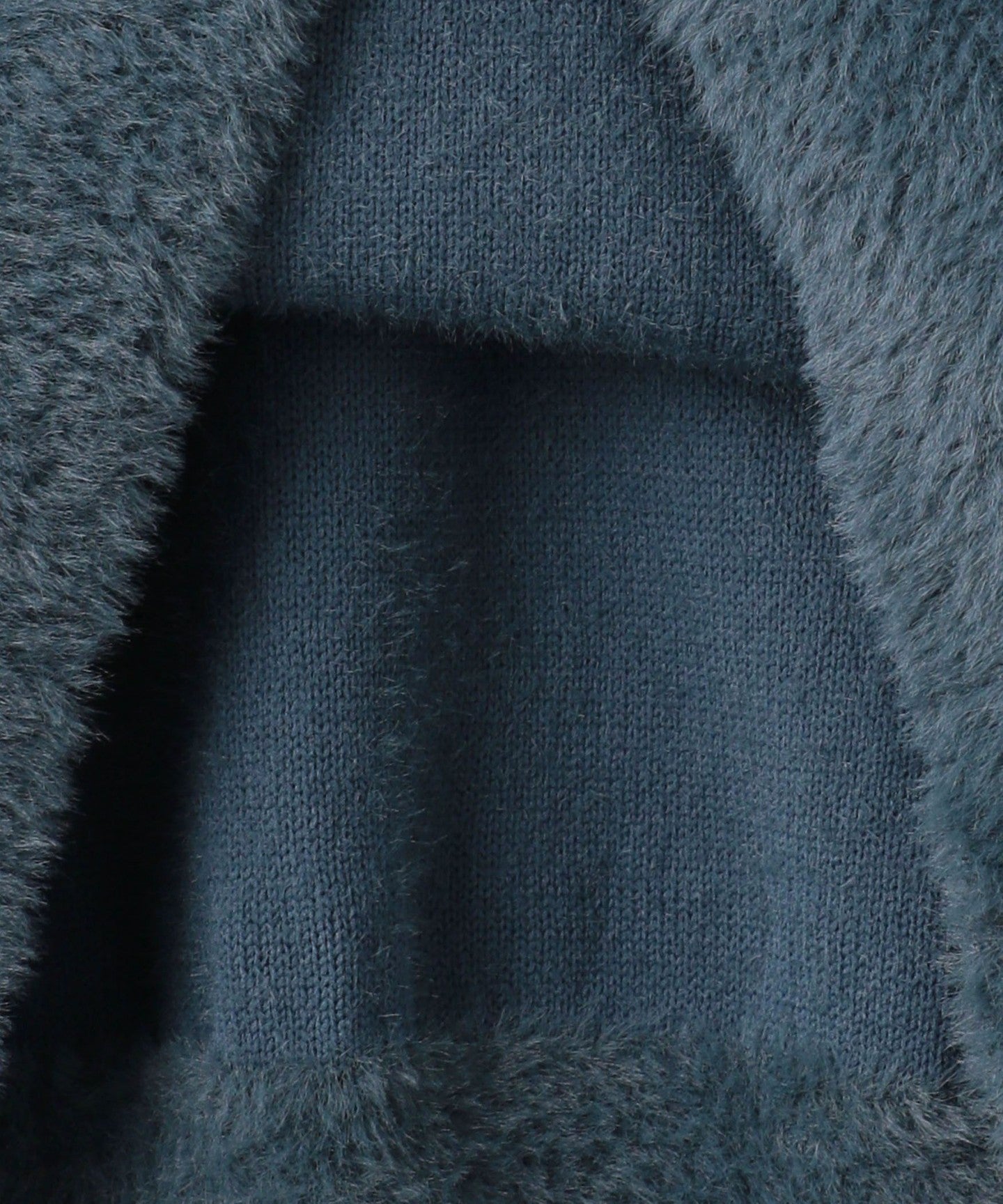 62136990444-d04.jpg