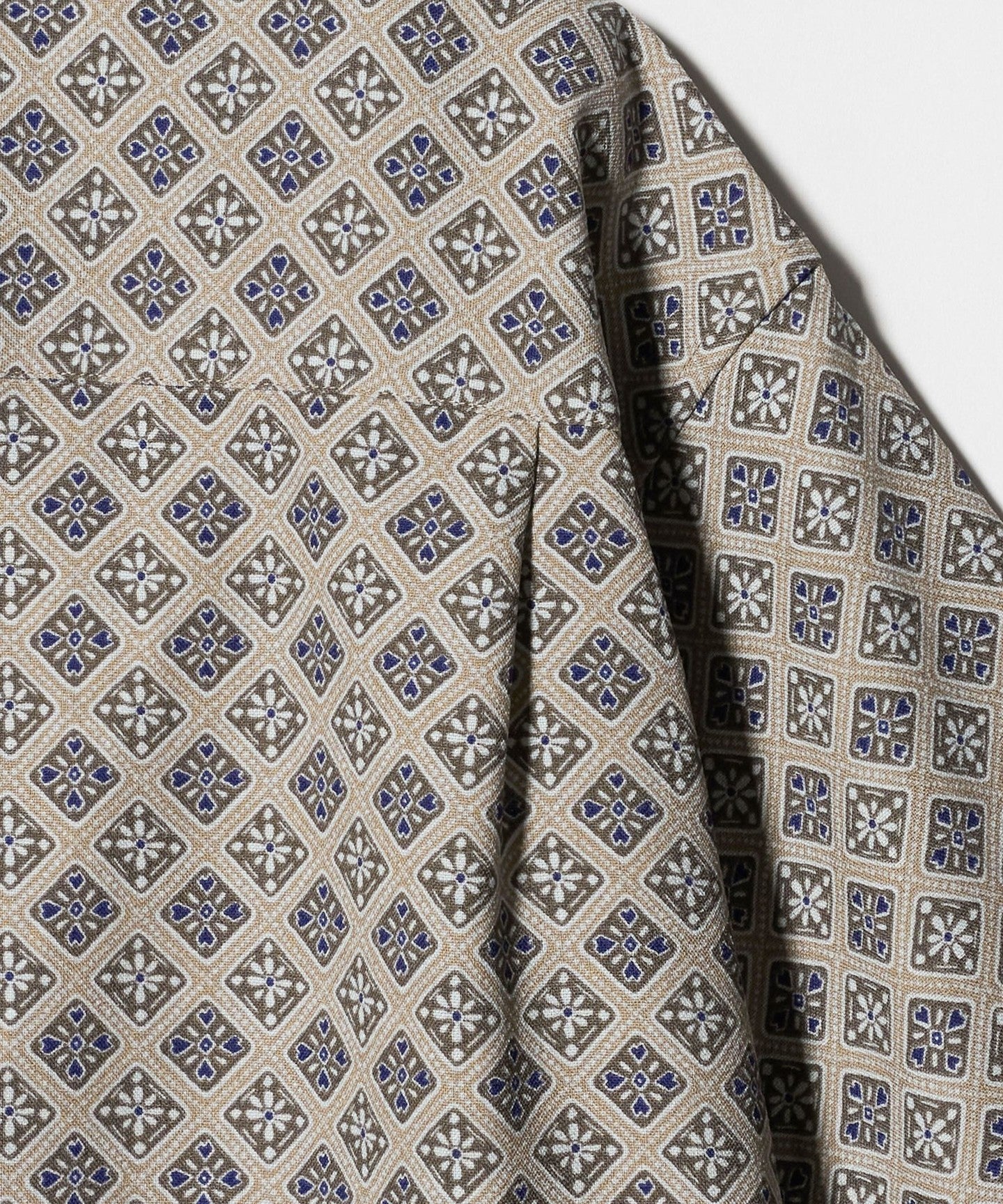 62166000056-d08.jpg