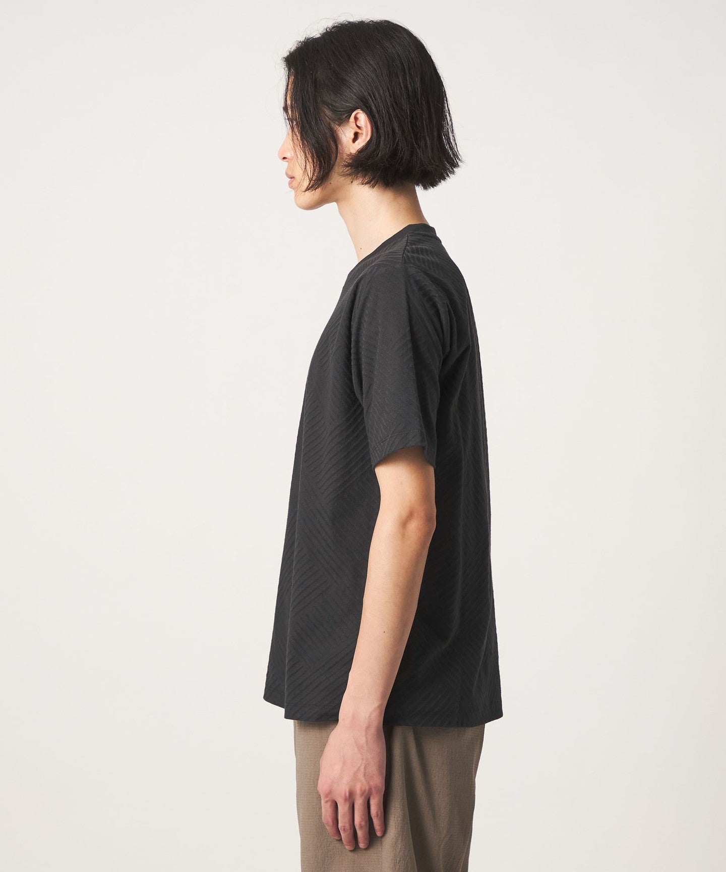 62176000049-d08.jpg