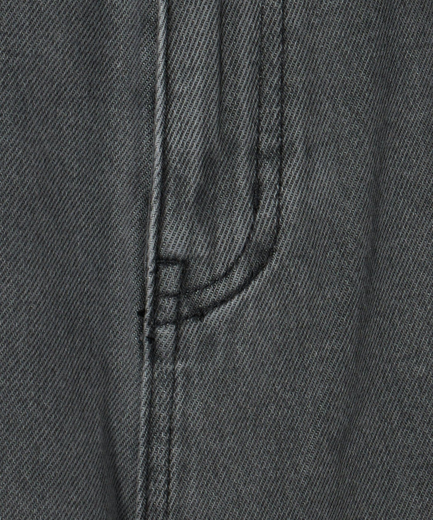 62196990547-d17.jpg
