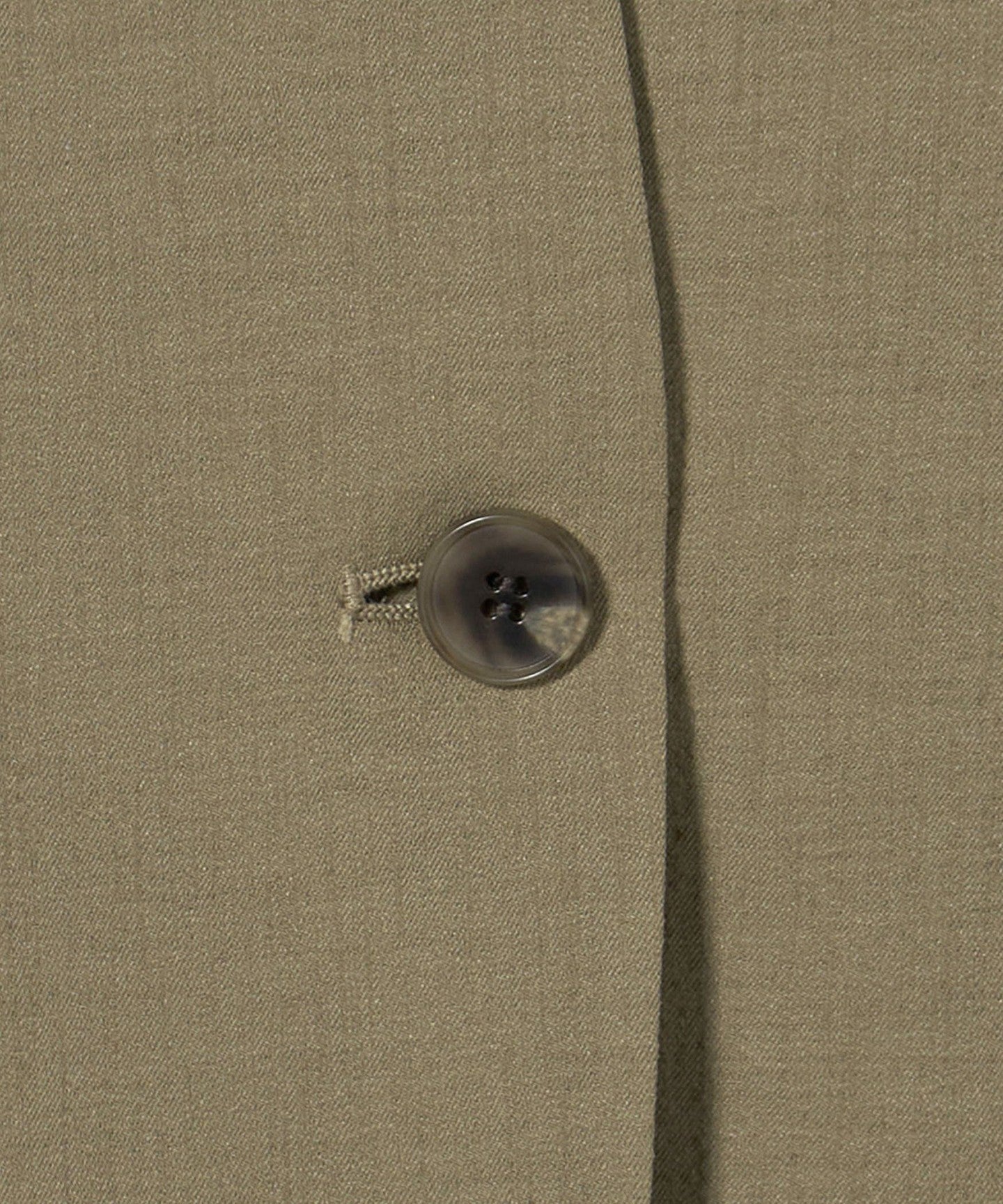 63226990378-d07.jpg