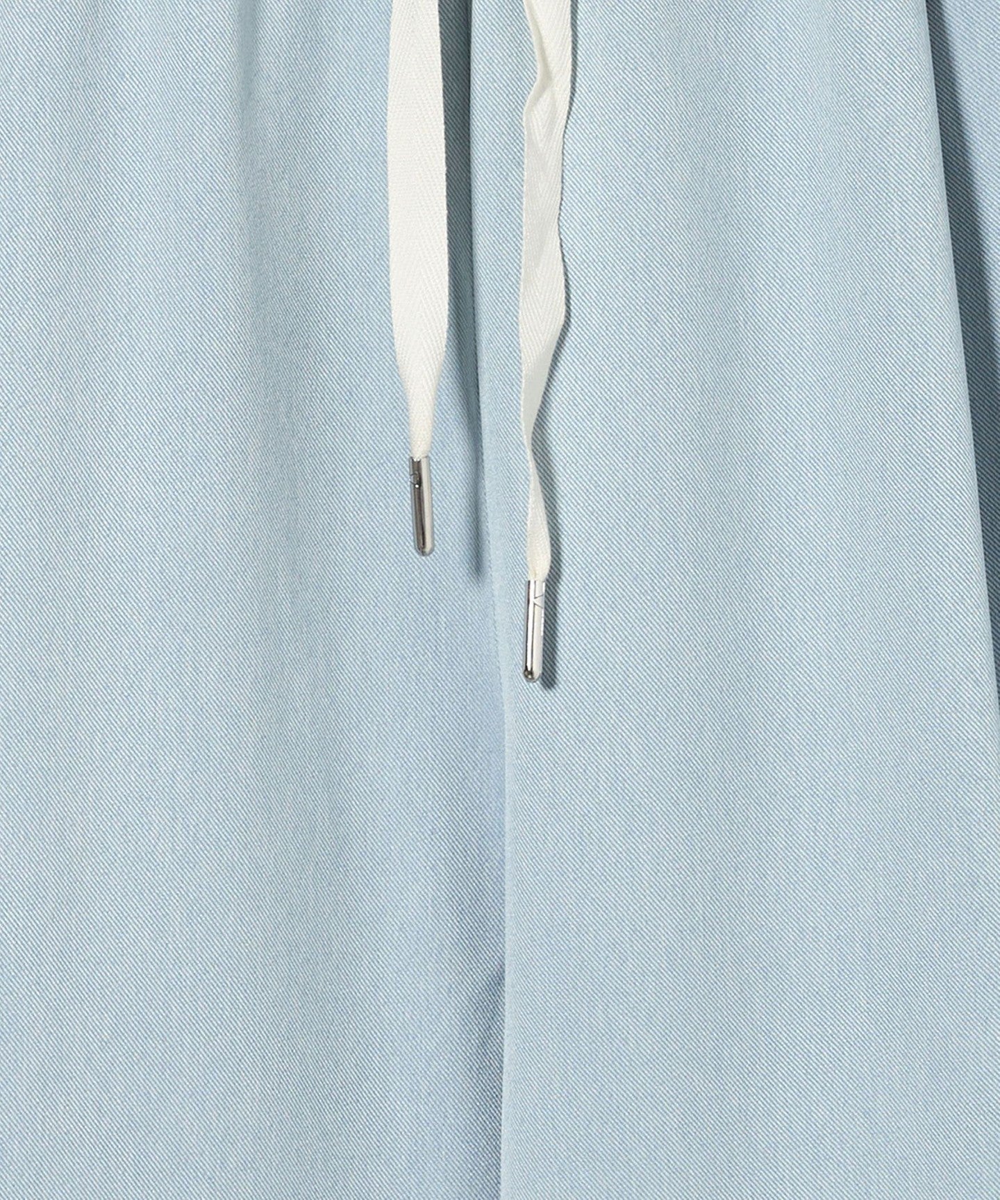 64146990305-d27.jpg