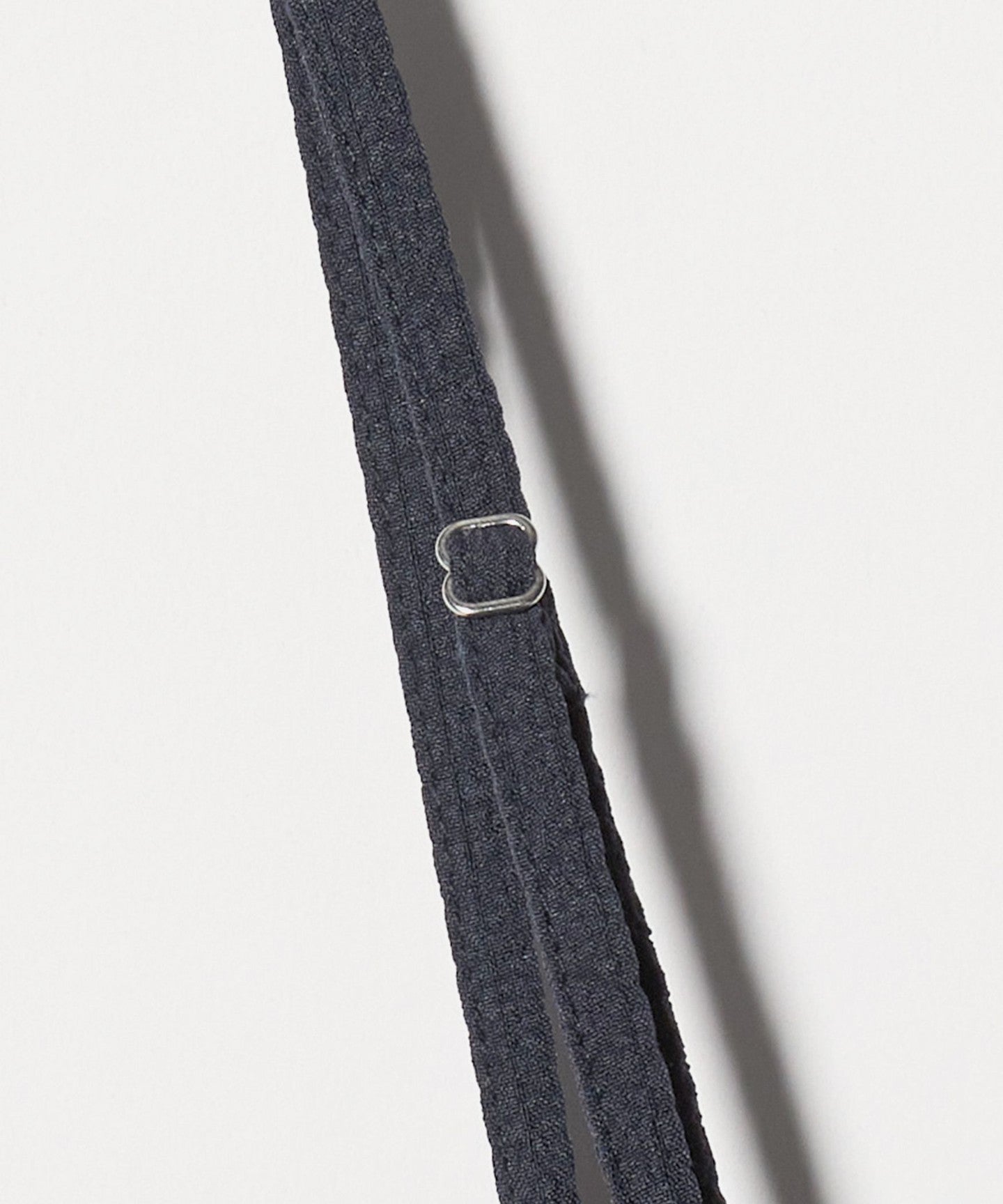 64166000037-d11.jpg