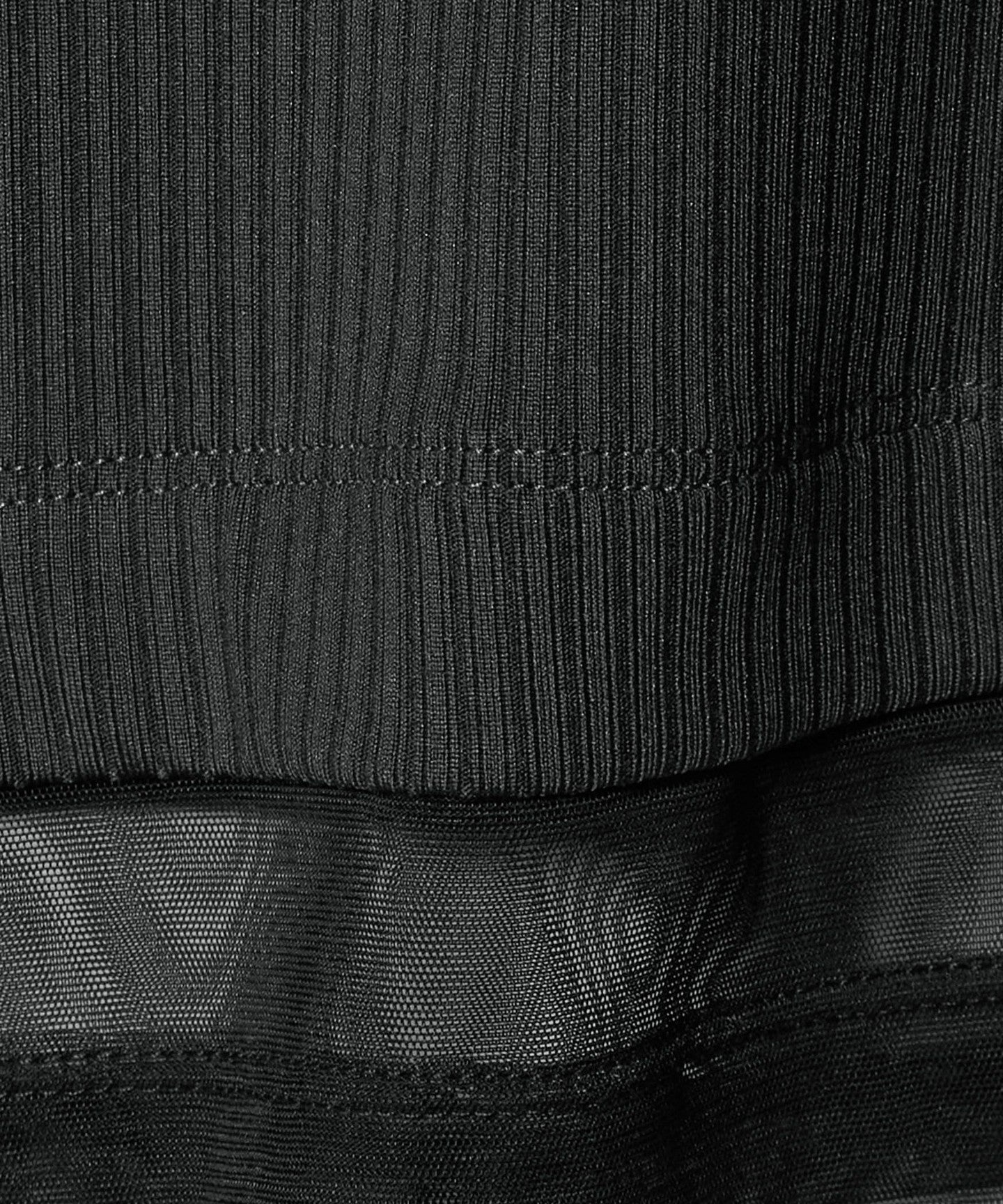64176000033-d04.jpg