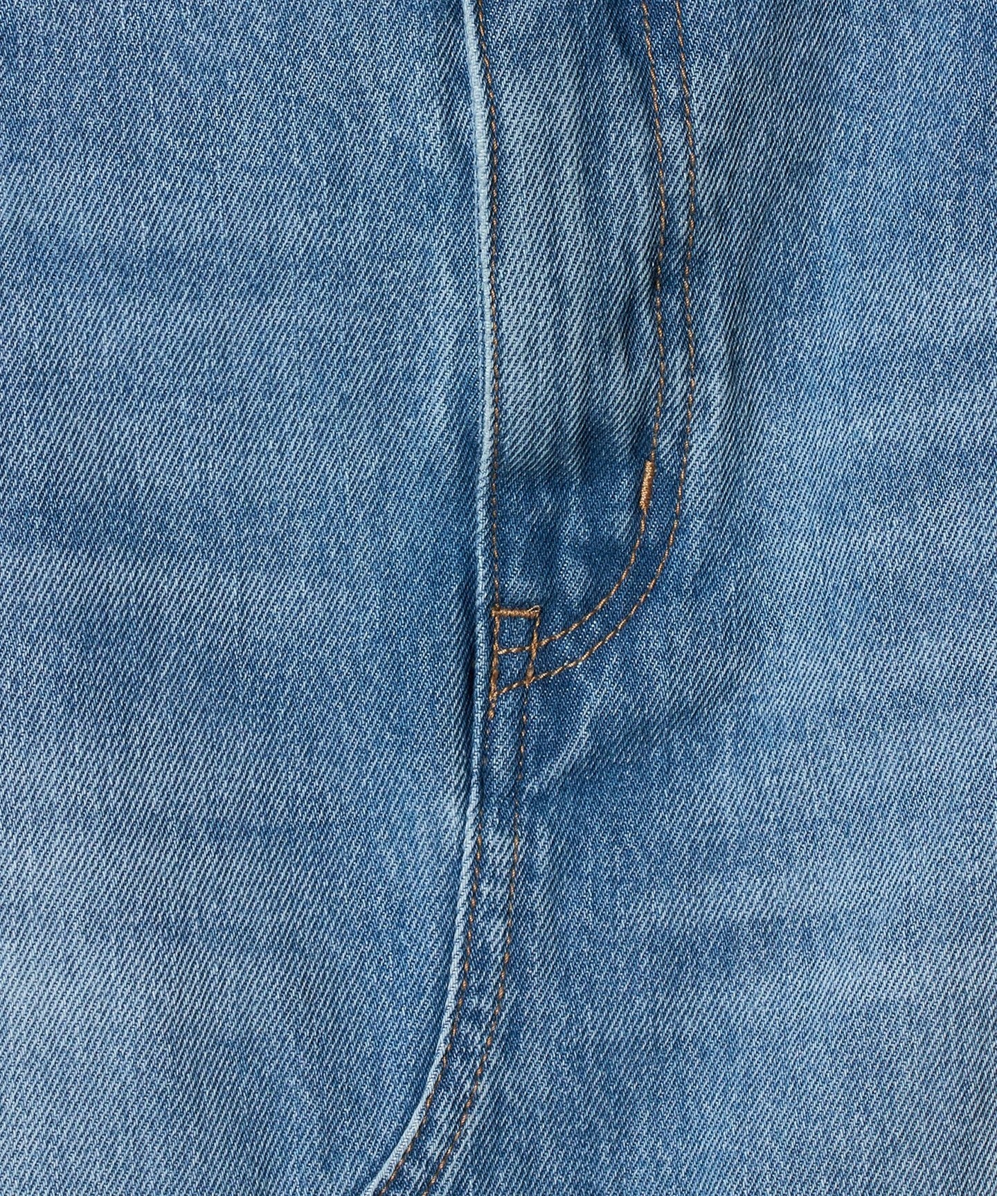 64246000014-d16.jpg