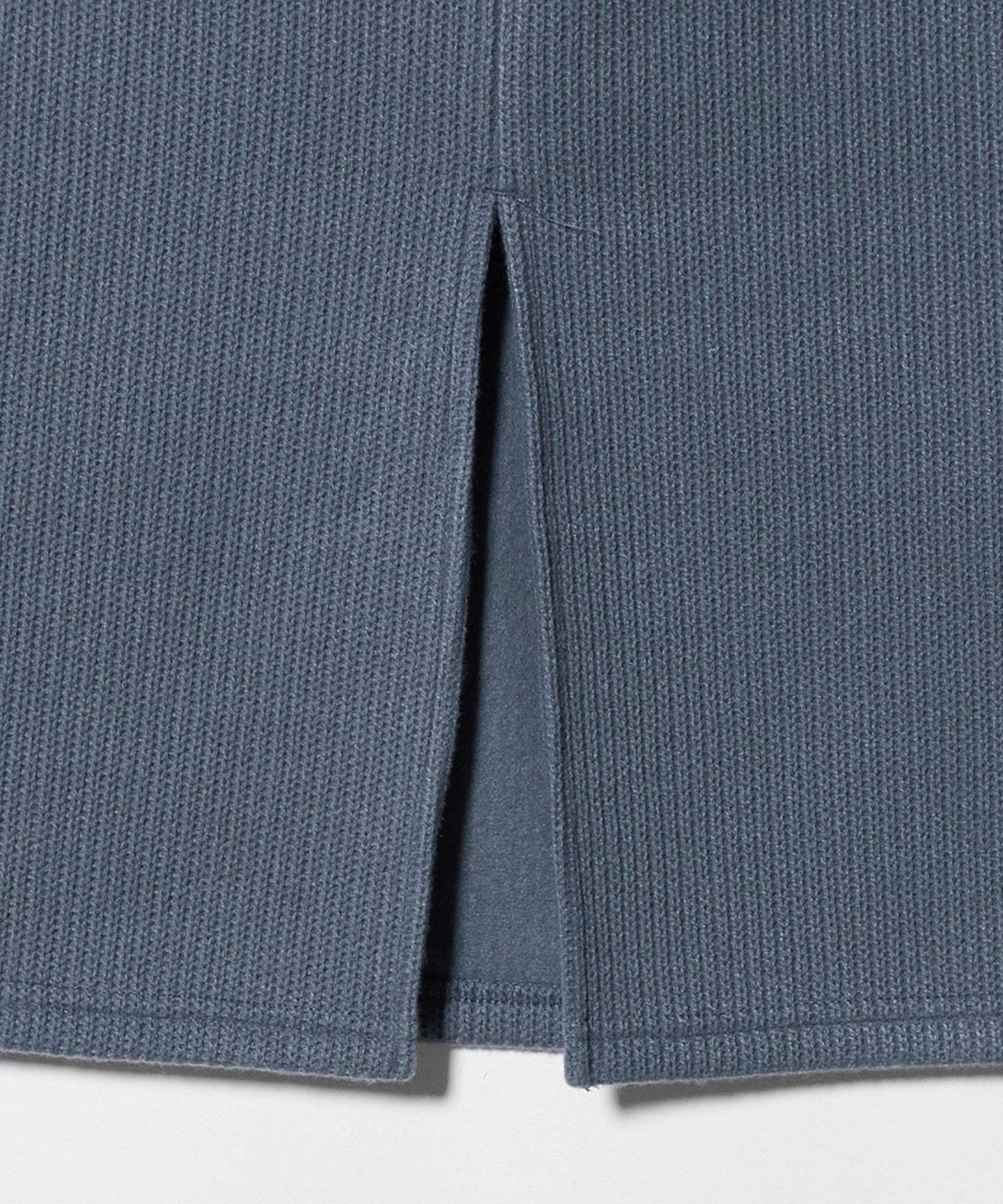 64266000022-d16.jpg