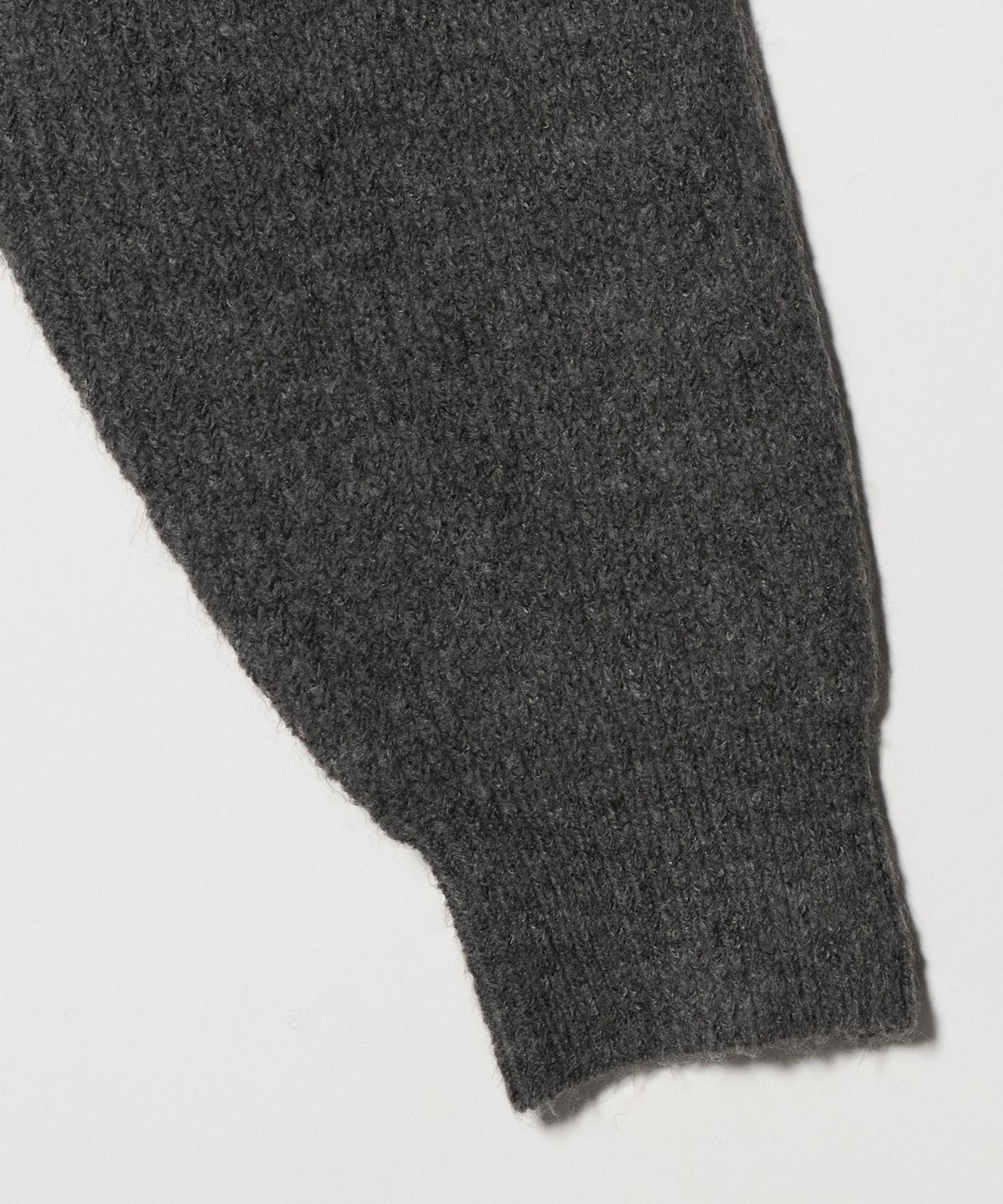 64266000028-d04.jpg