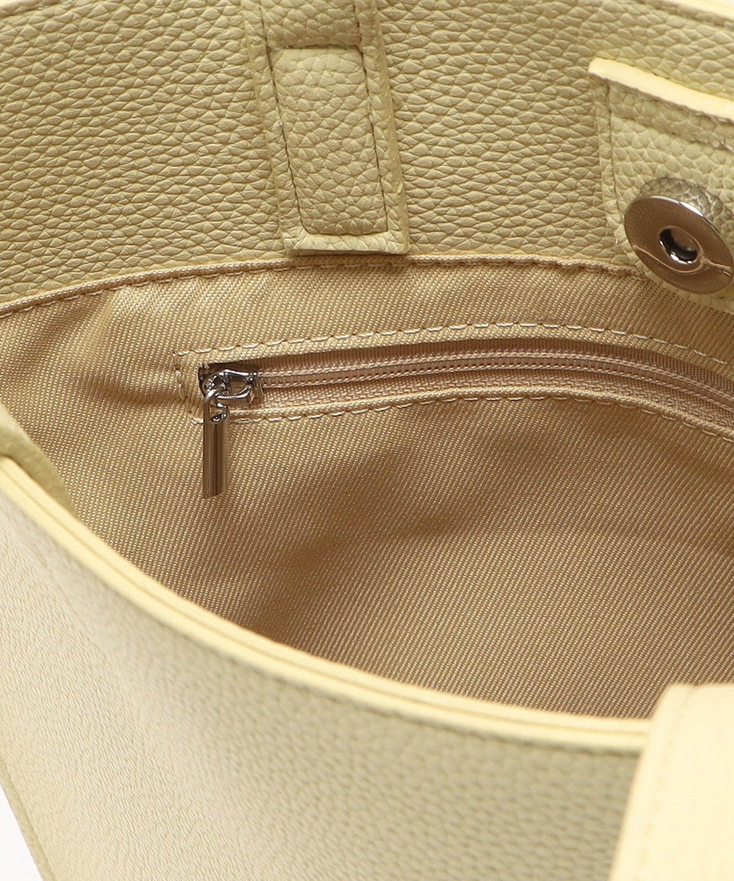 64326990048-d07.jpg