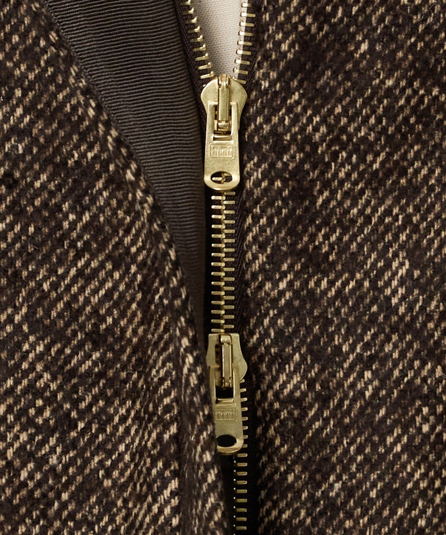 65252000016-d09.jpg