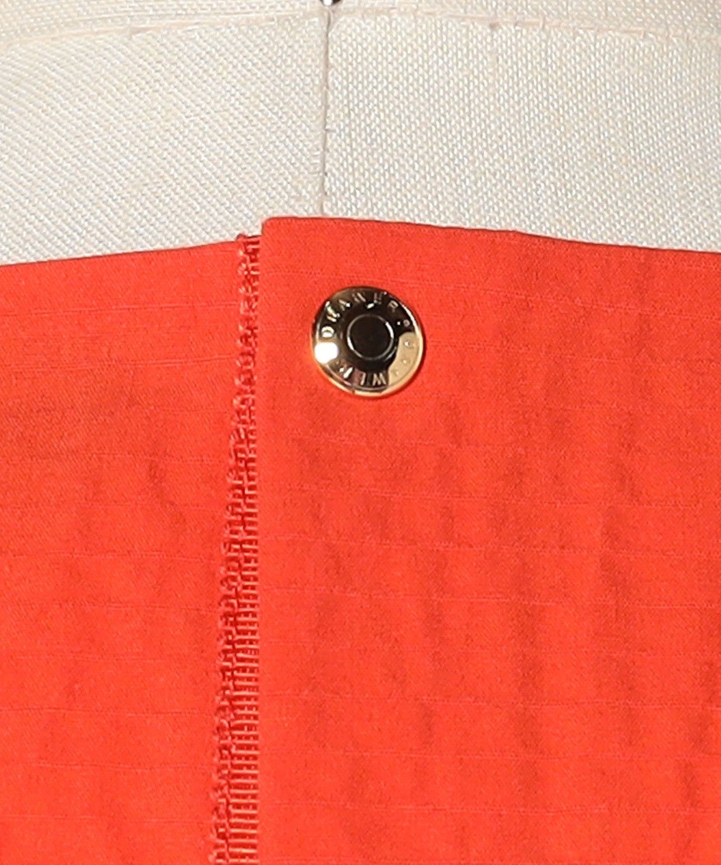 65262991527-d12.jpg
