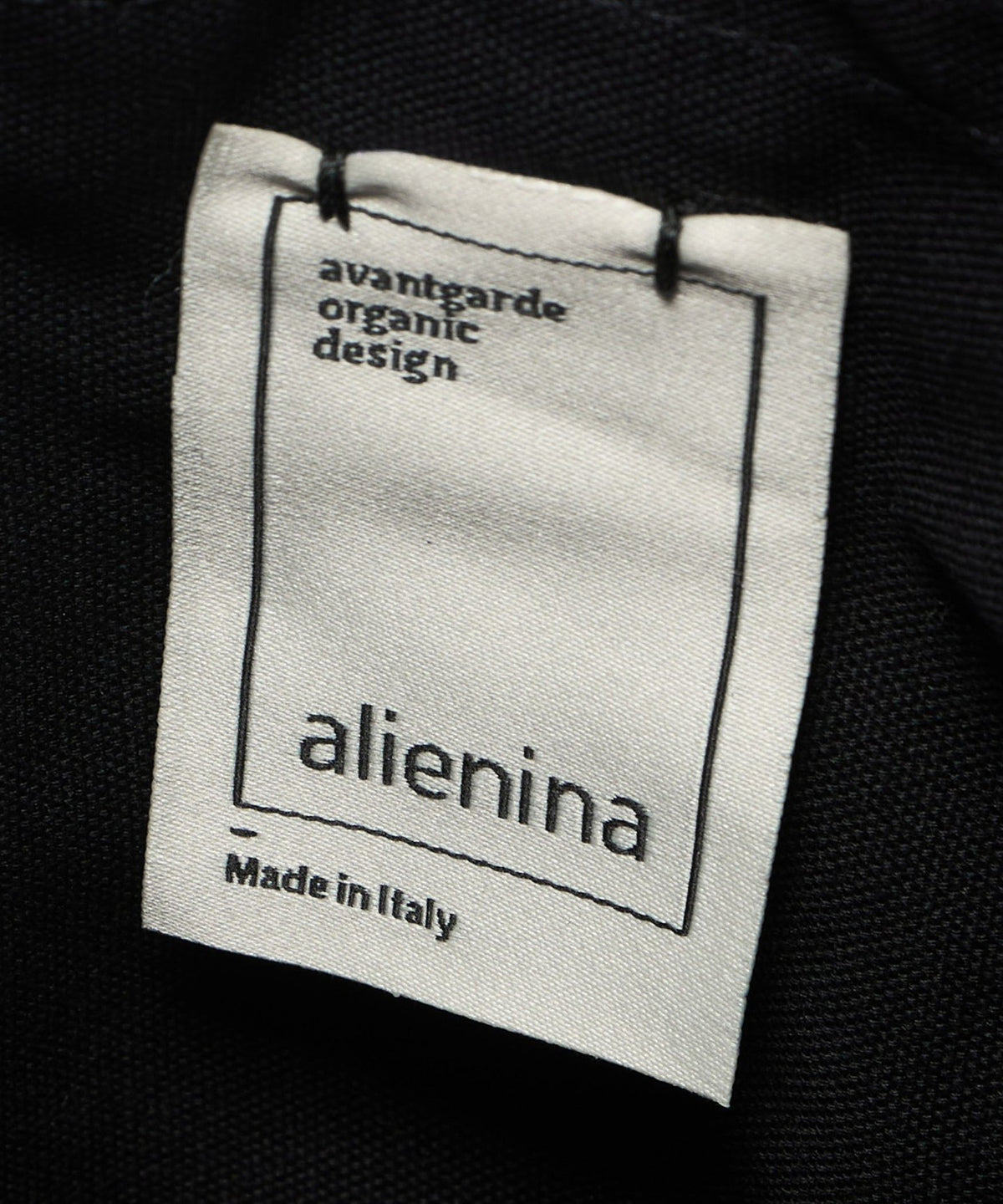 <ALIENINA>AMI TOTE