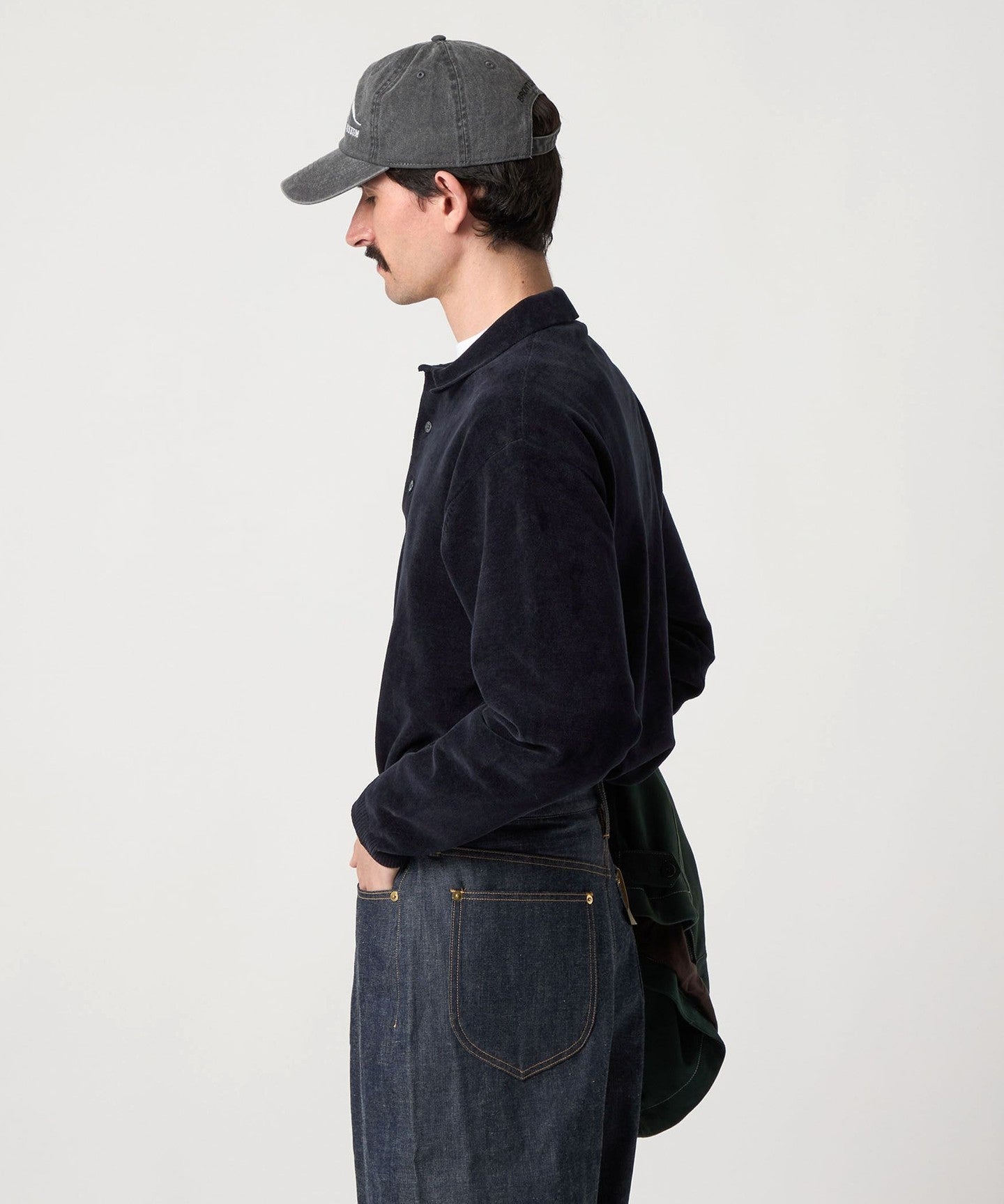 81131000003-d03.jpg