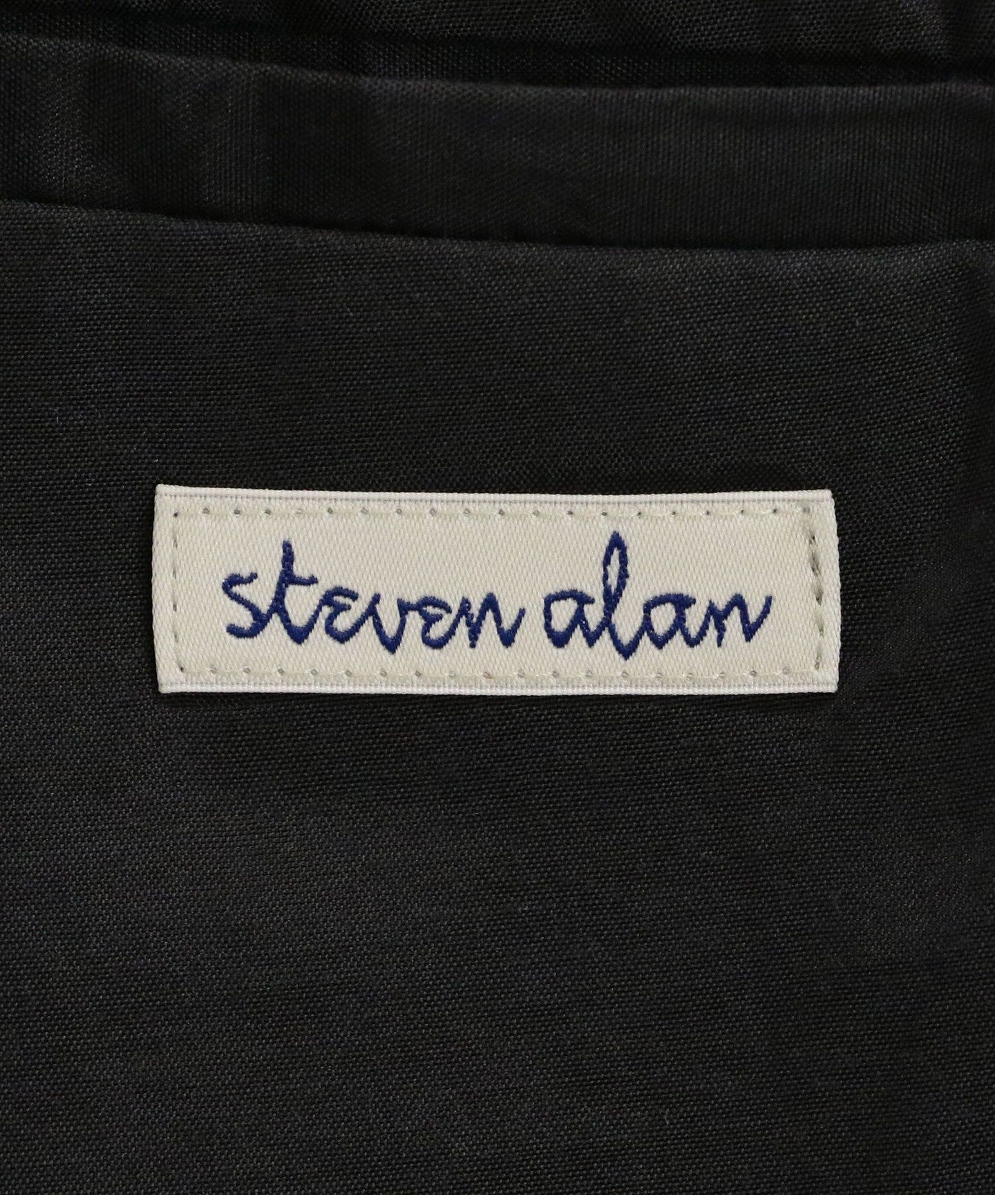 81221100129-d26.jpg
