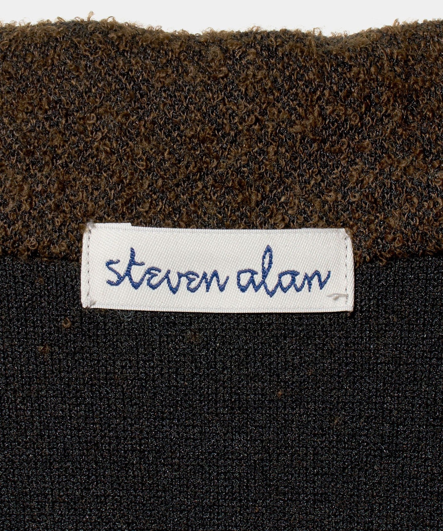 82122000003-d25.jpg