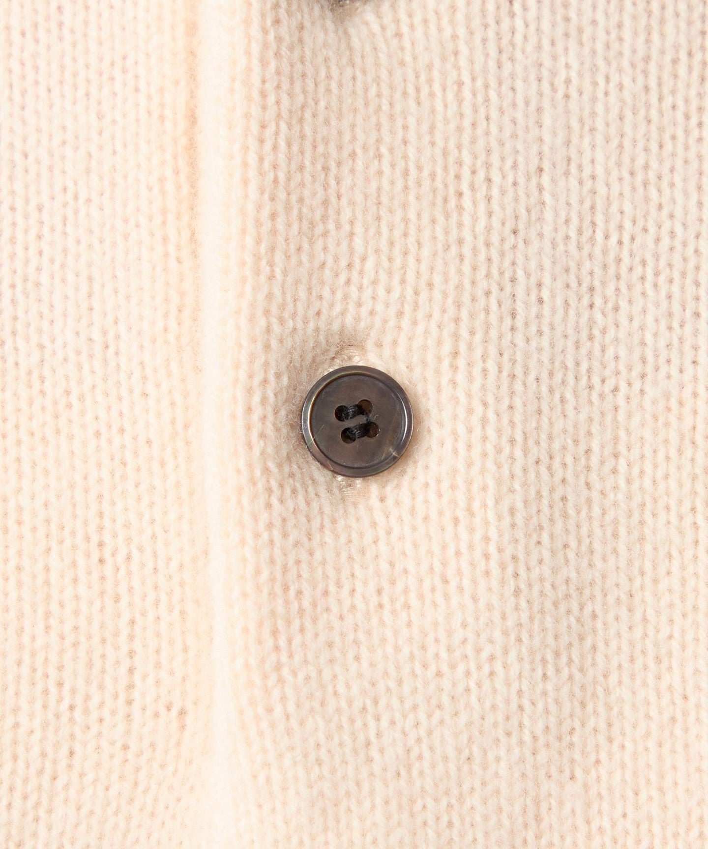 82131000006-d15.jpg