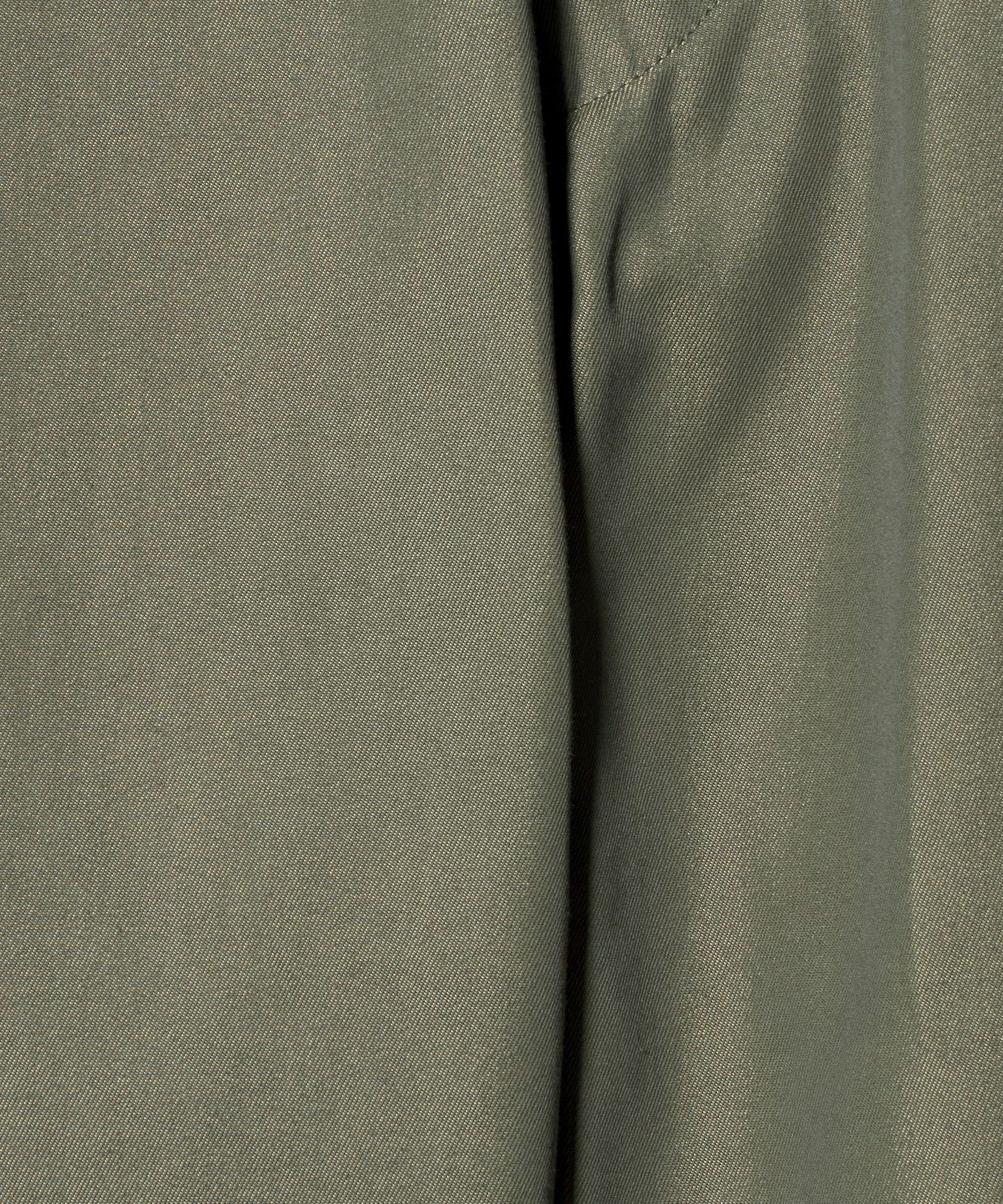82142000014-d25.jpg