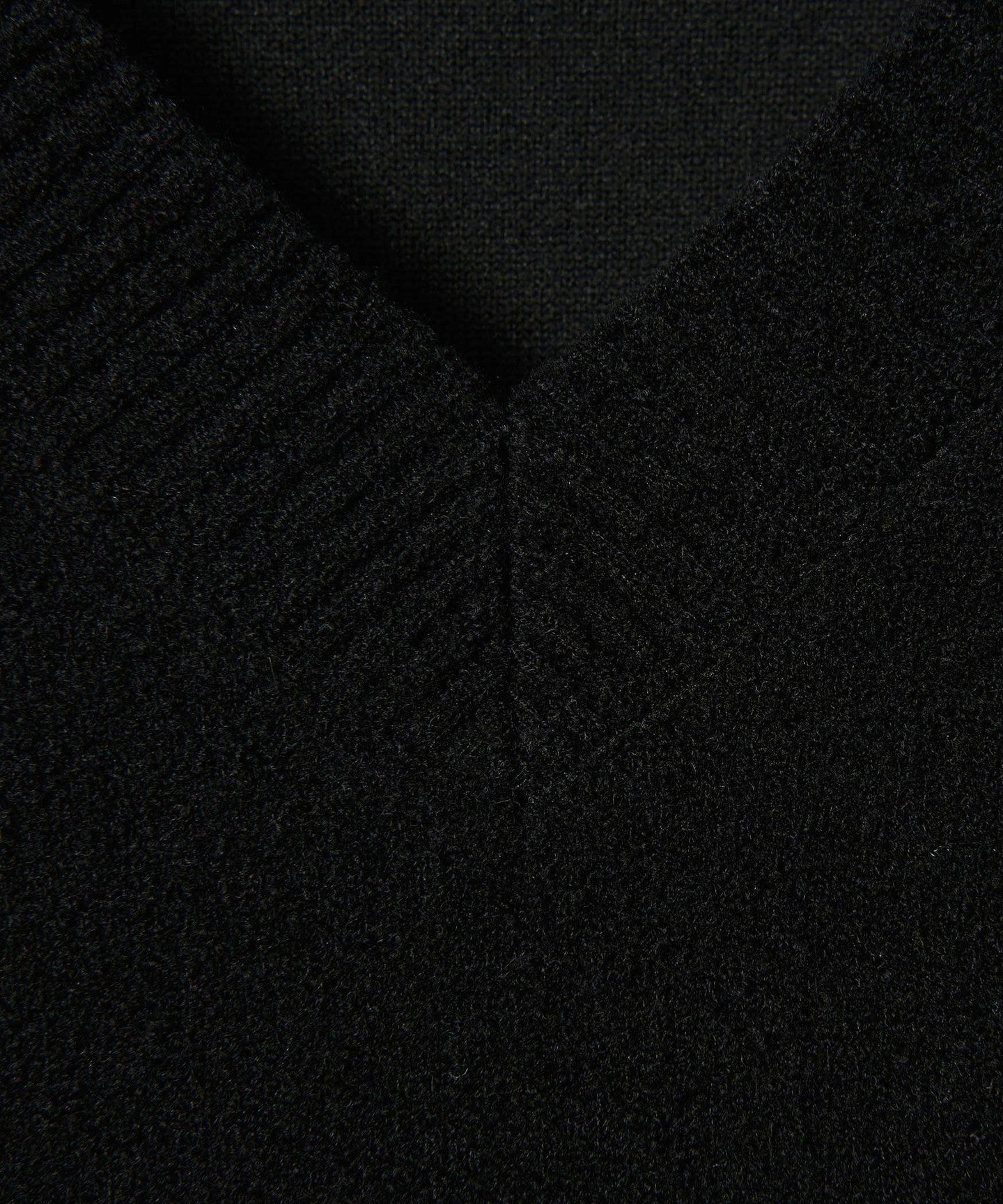 83136000000-d30.jpg