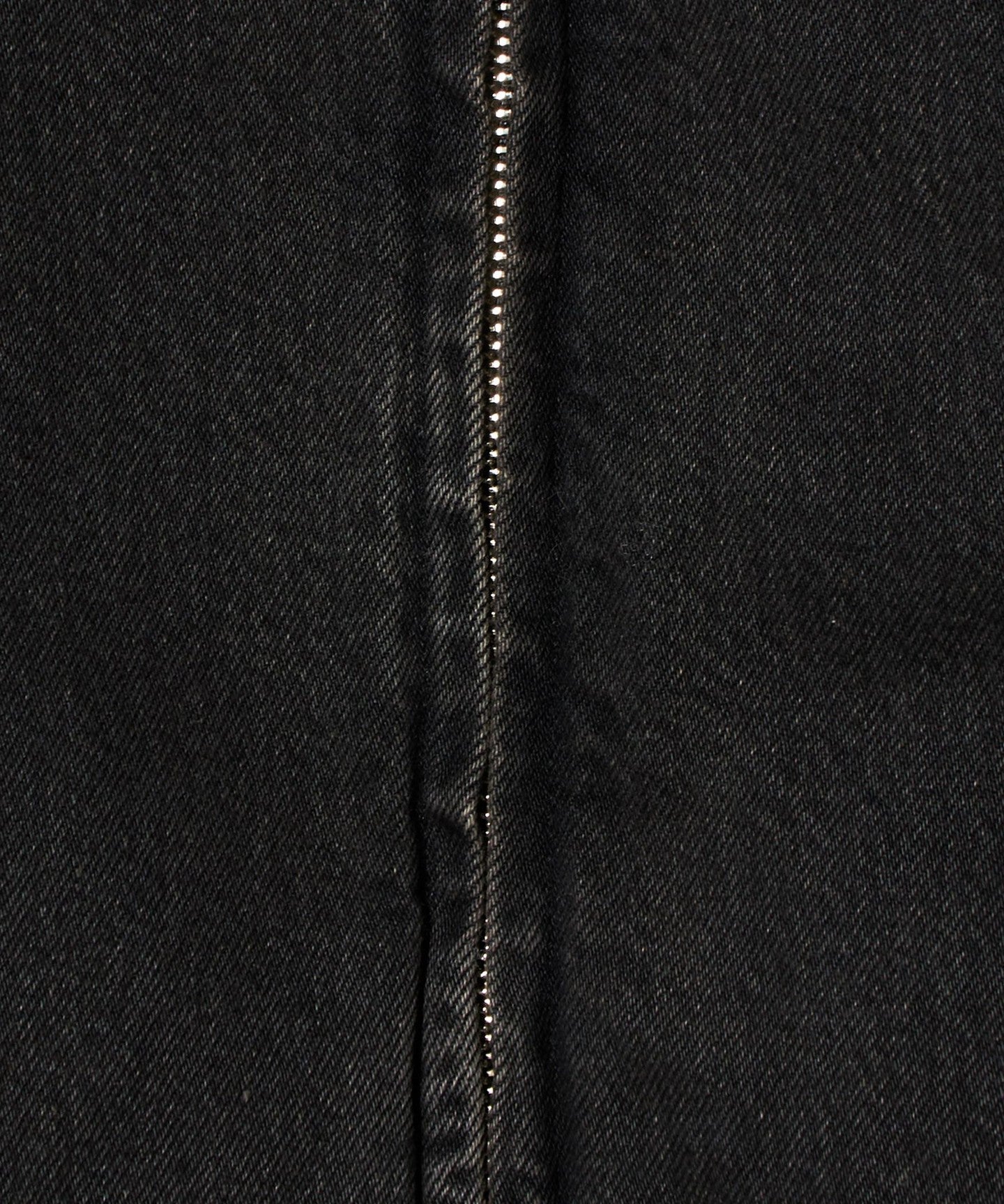83256000000-d34.jpg