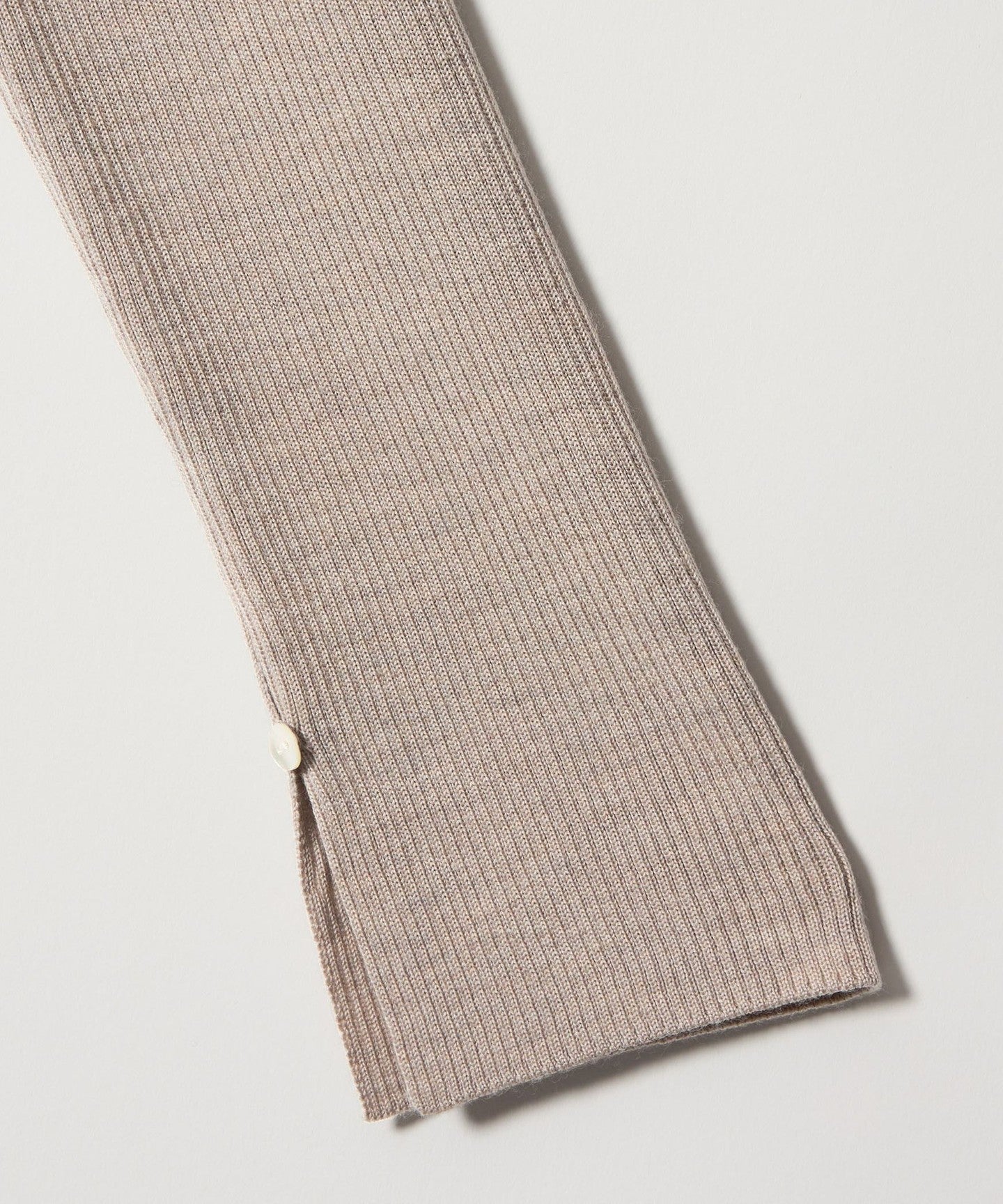 85131000008-d03.jpg