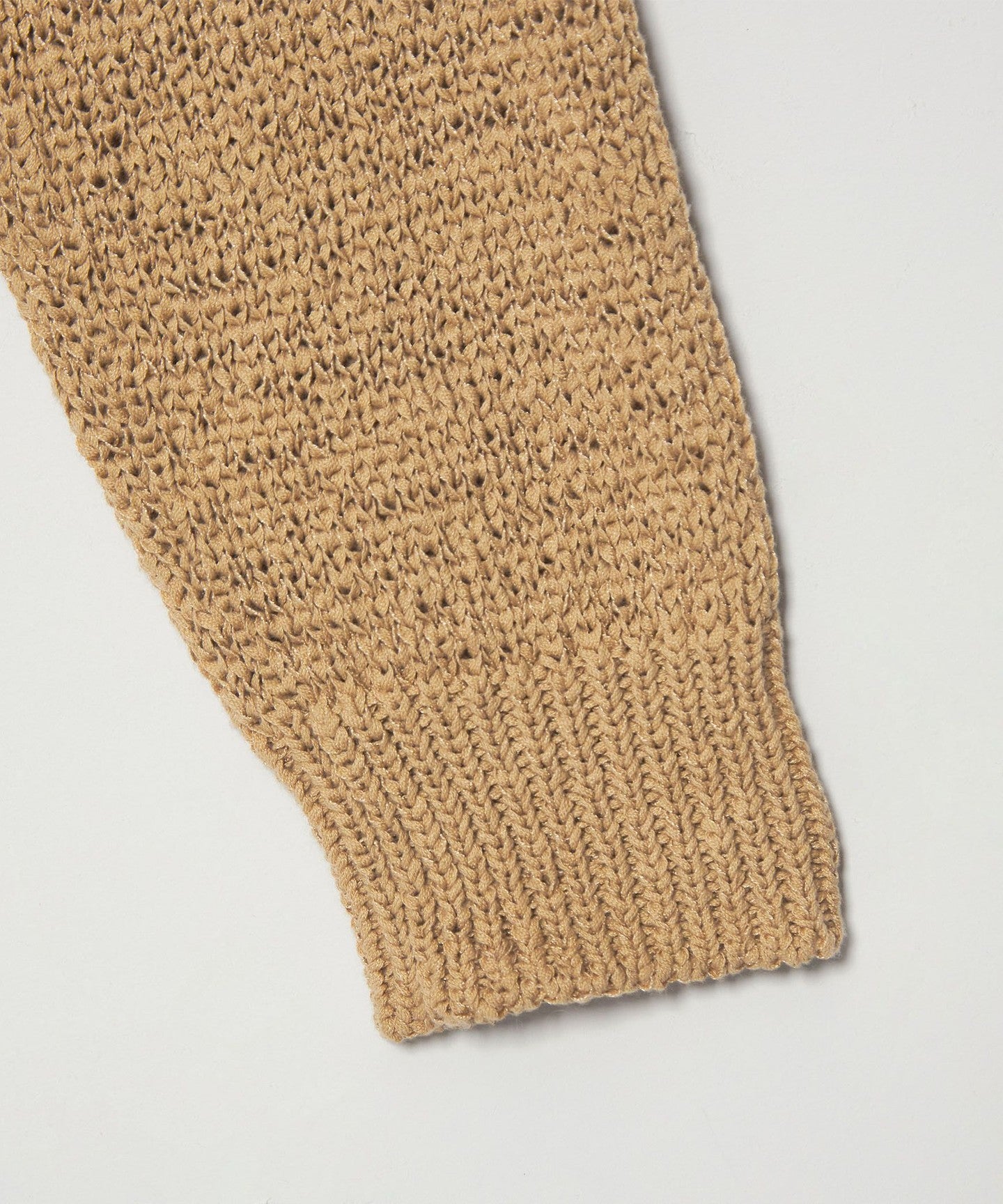 85281000014-d06.jpg