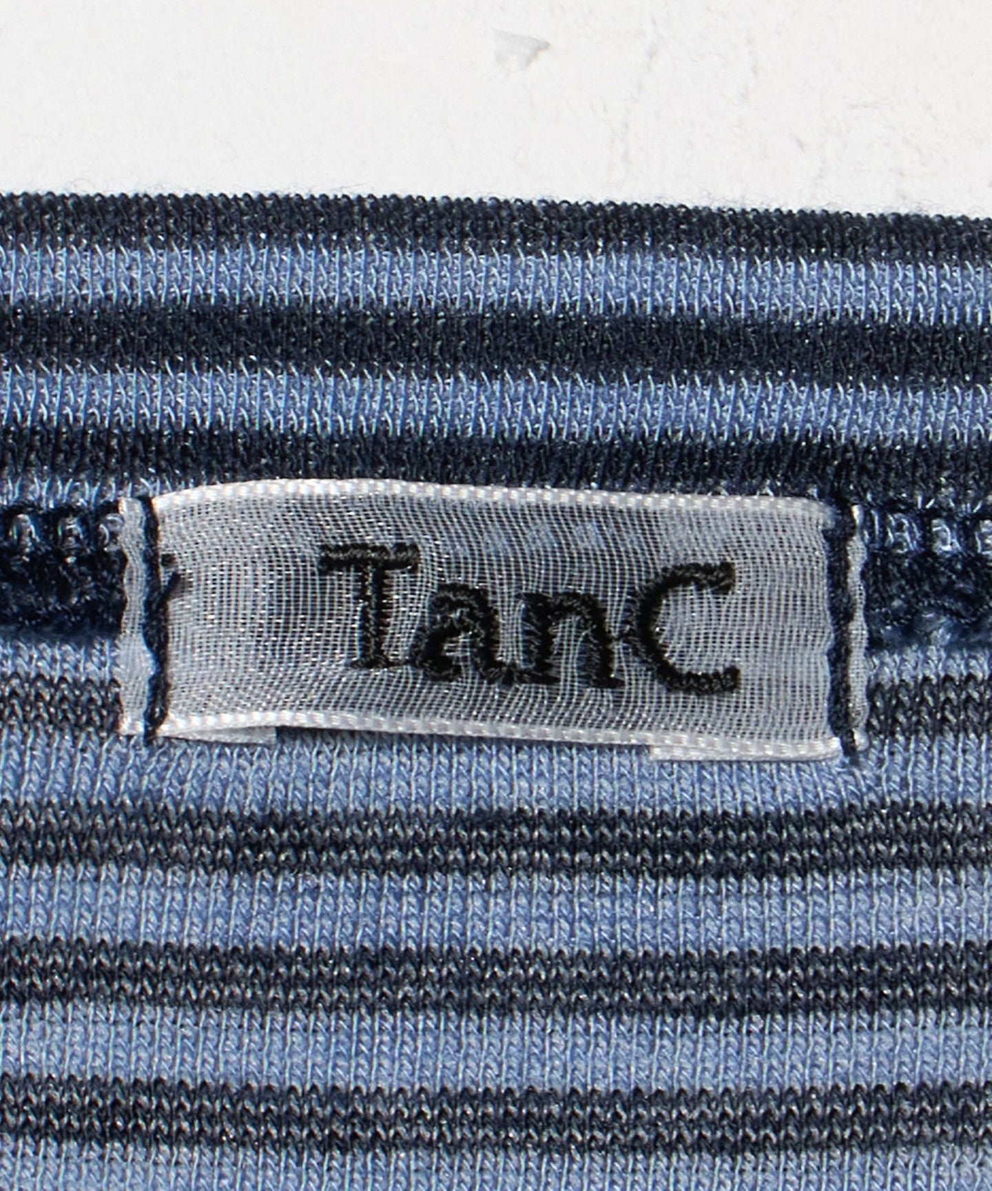 86665000019-d11.jpg