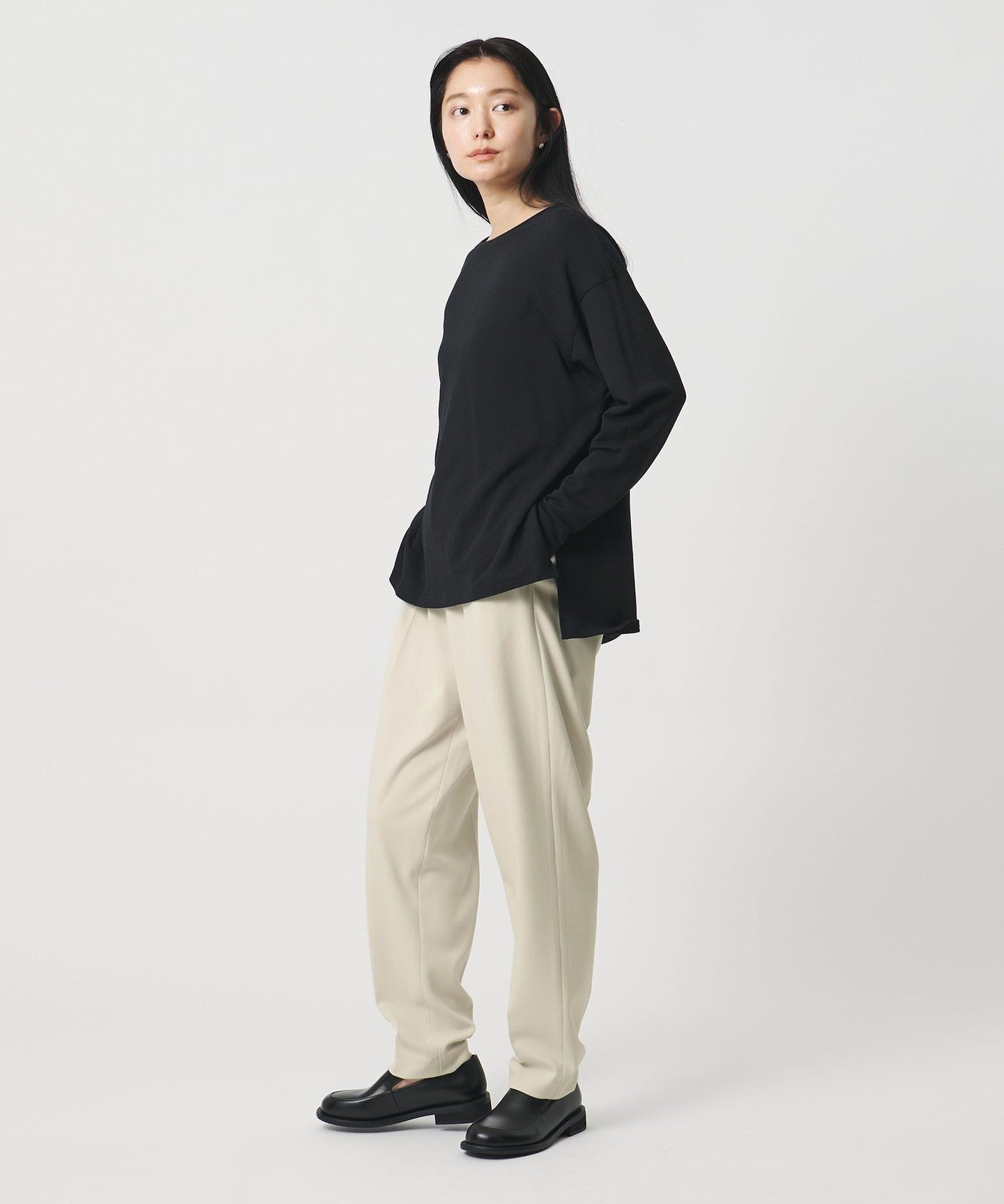 91146000027-d09.jpg