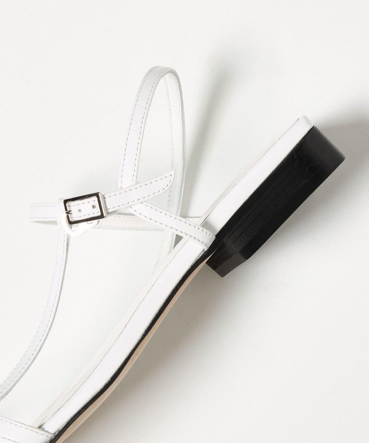 Asymmetrical Line Sandals 20↑