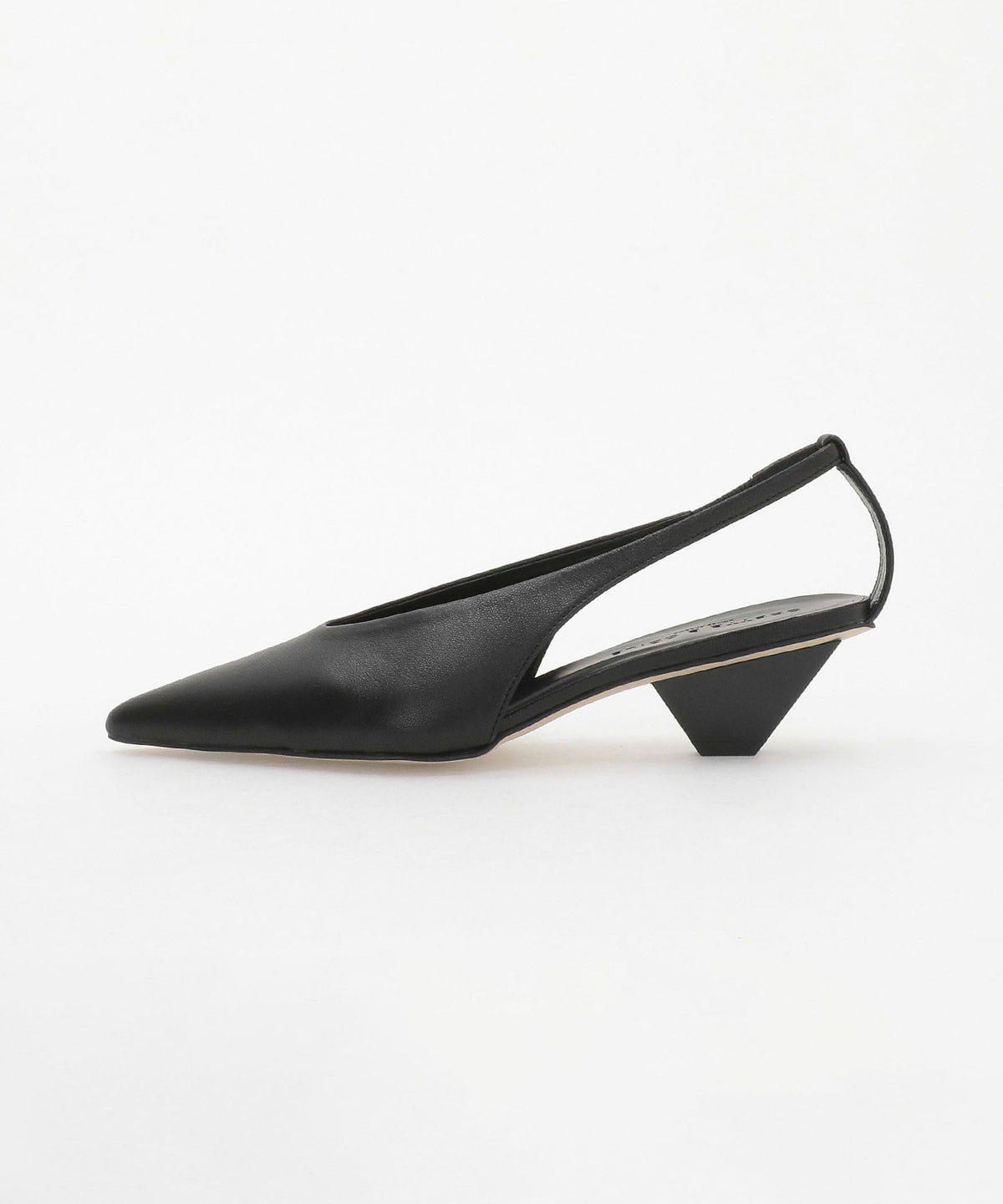 Trapeze Heel बैकबेल्ट पंप45↑