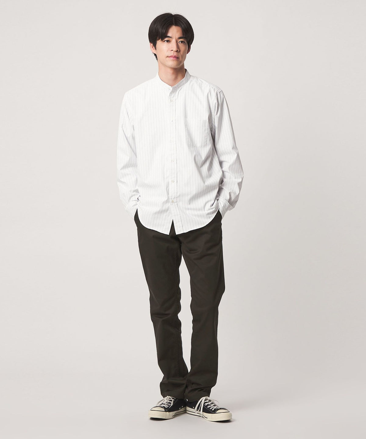 Urban Slim Fit 斜纹棉布裤 S2