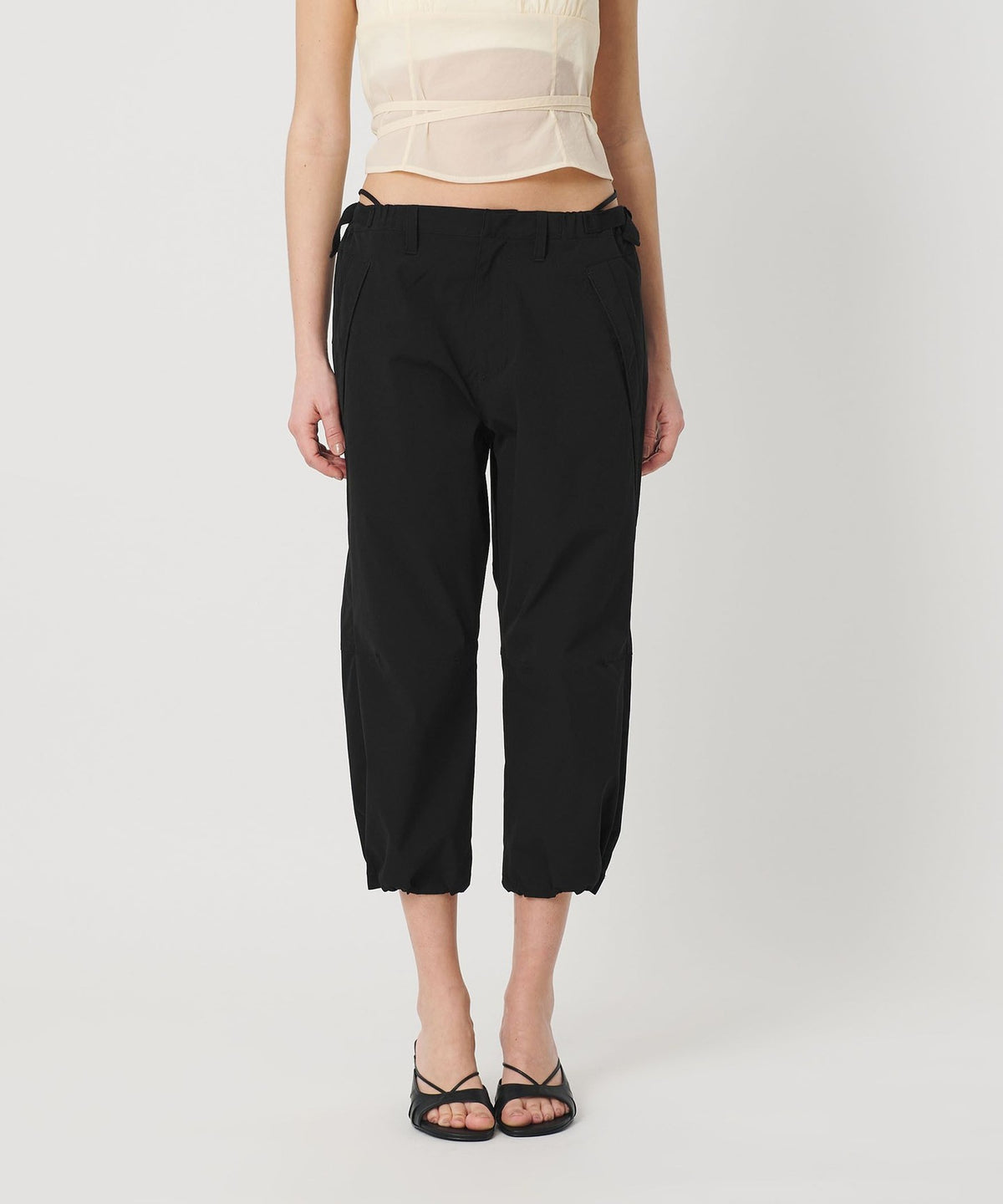 <ATTISESSION> Feld Cropped Hose