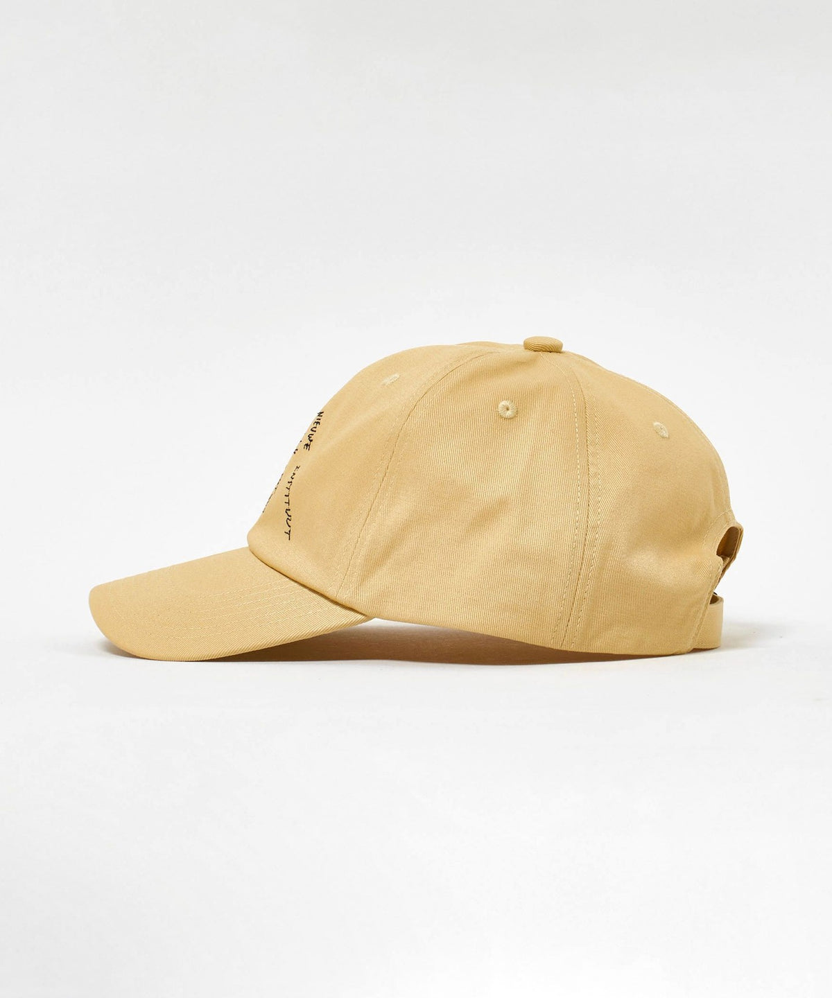 <LY>LETTER Cap