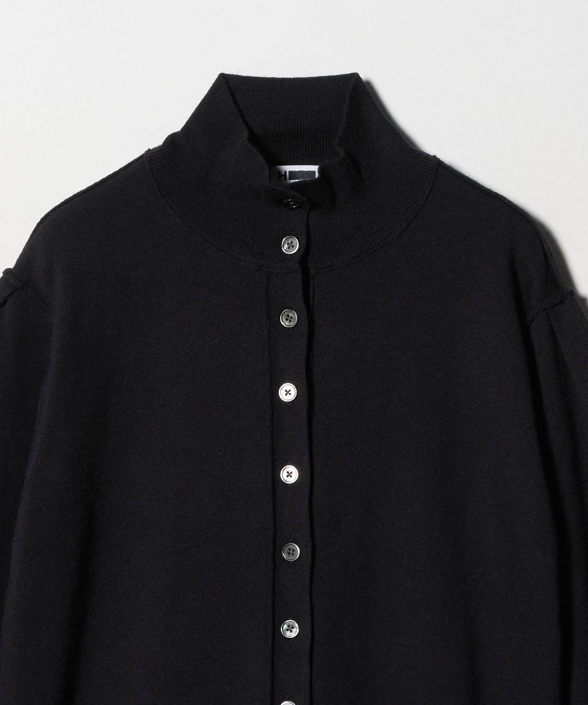 <H> Cardigan col montant