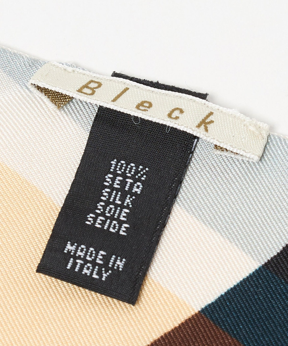 <Bleck>幾何圖案絲巾
