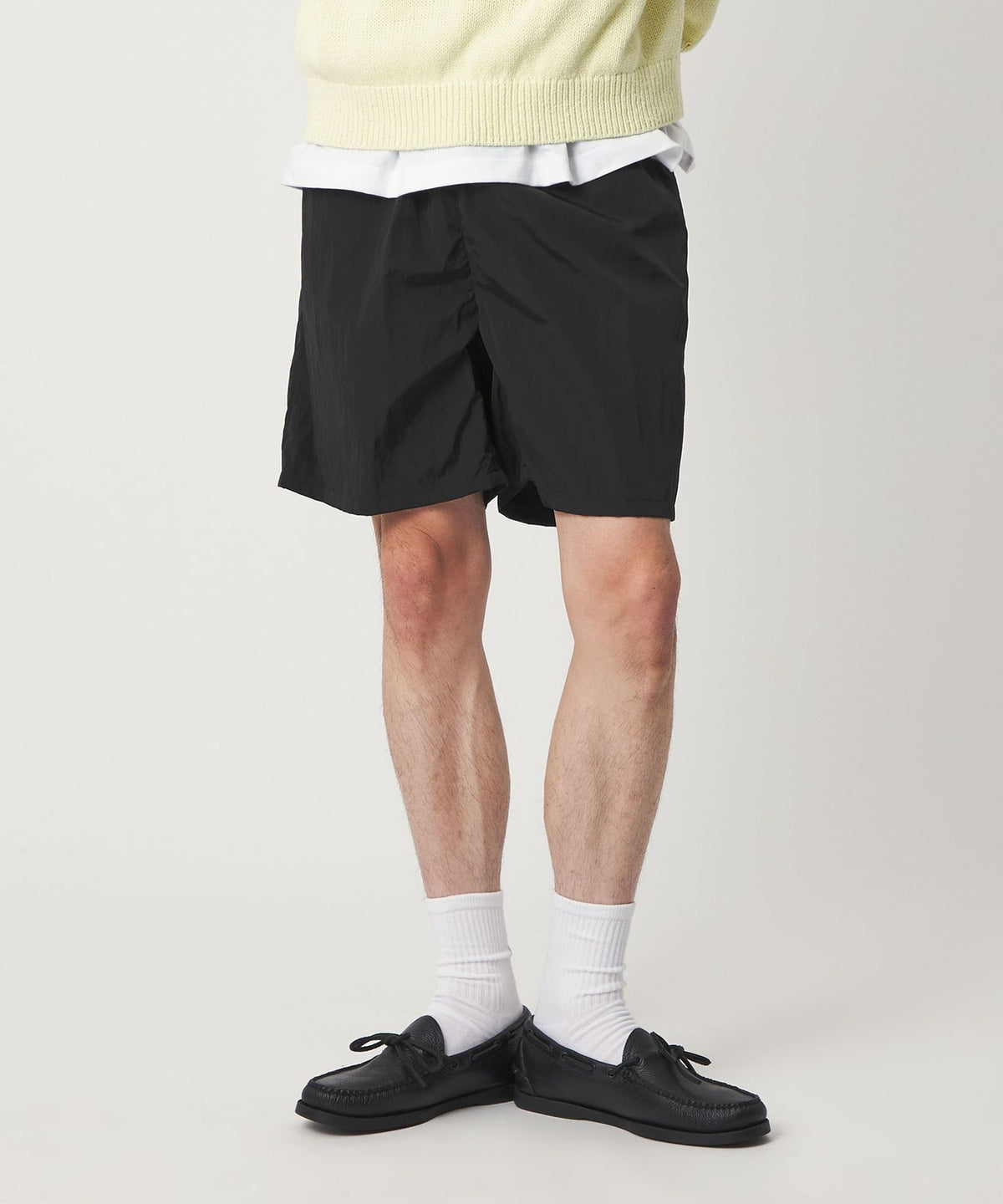 <H> Nylon Washer Solid Shorts