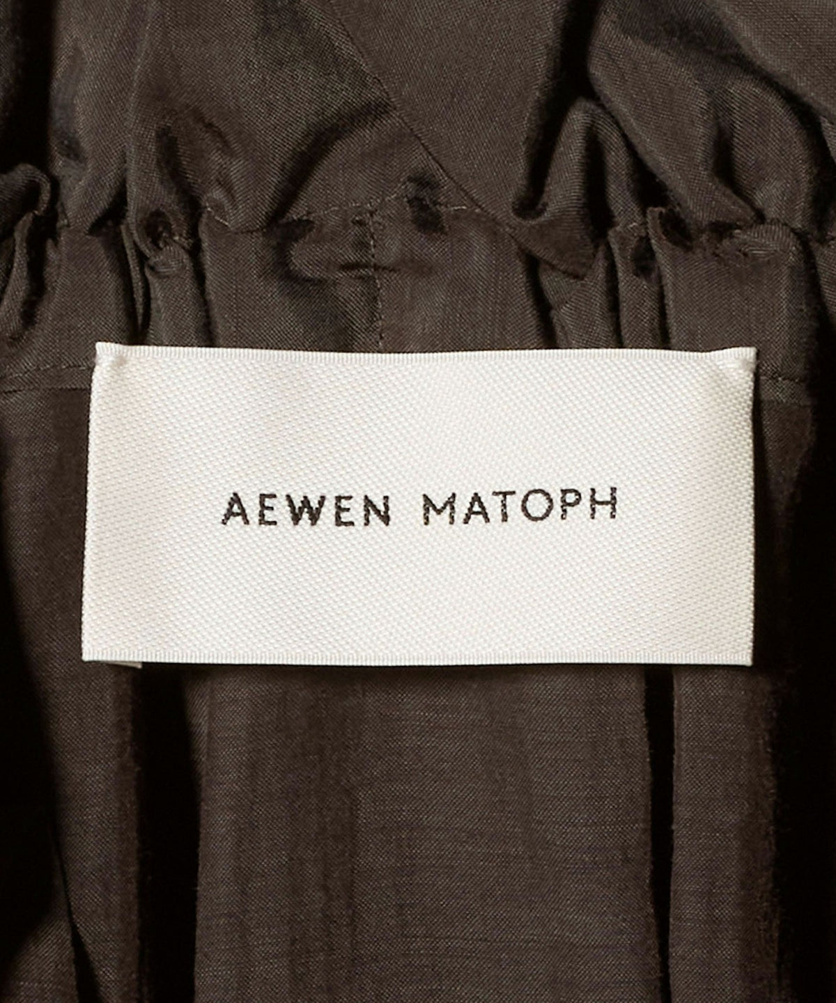 <AEWEN MATOPH>褶皱系带衬衫 - 可水洗 -