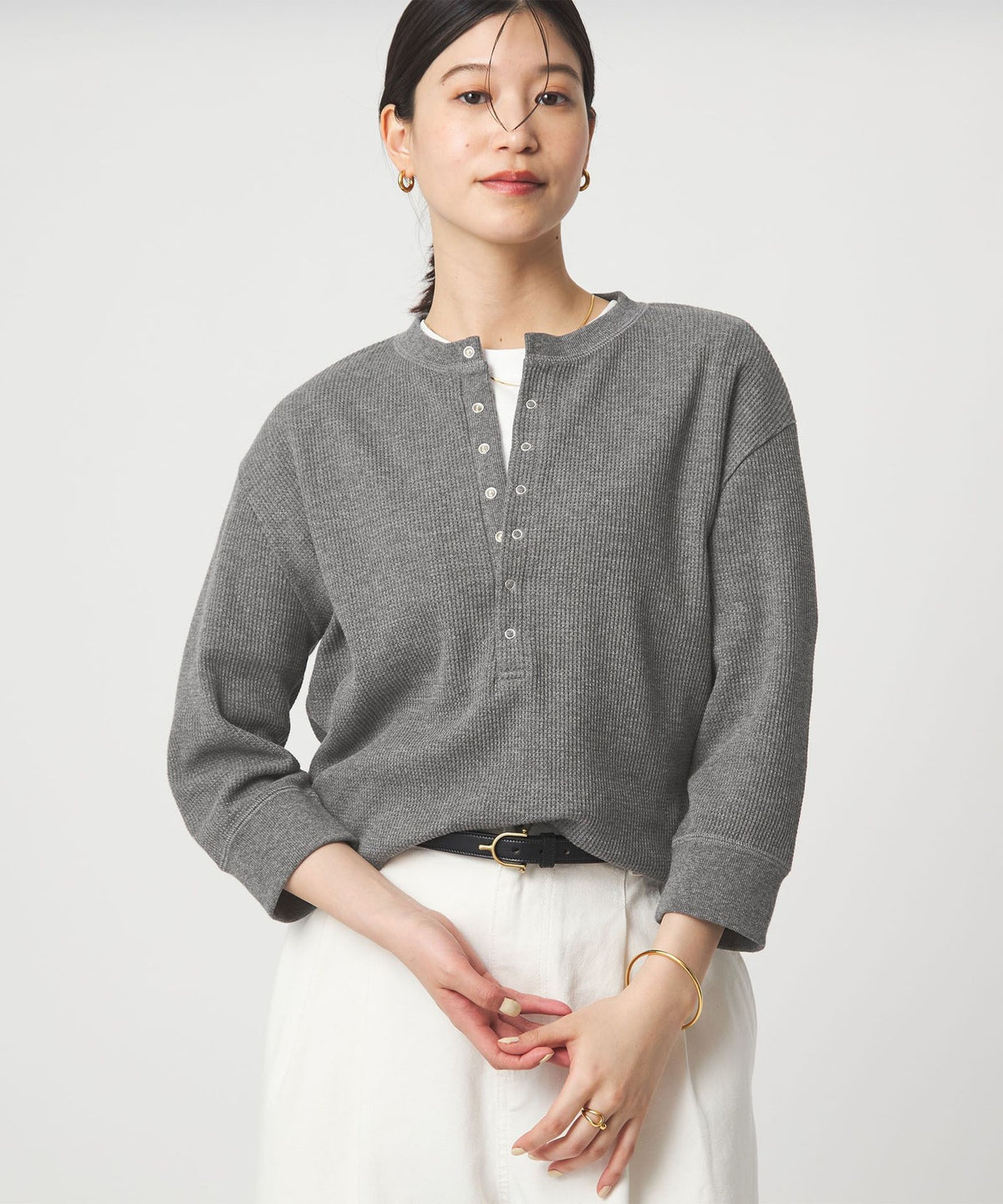 WEB Exclusive: <at ease> Waffle Henley Neck Elbow-Length Sleeve Cut-and-Sew Top