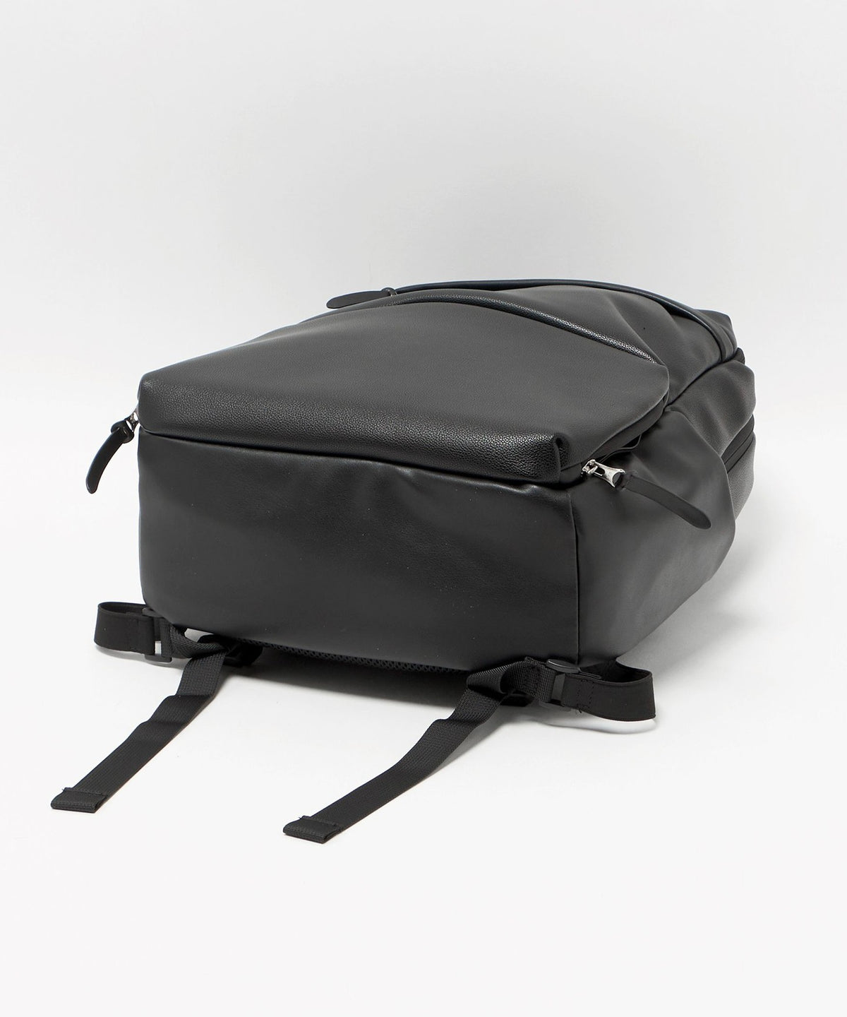 AGS DAILY BACKPACK/双肩包