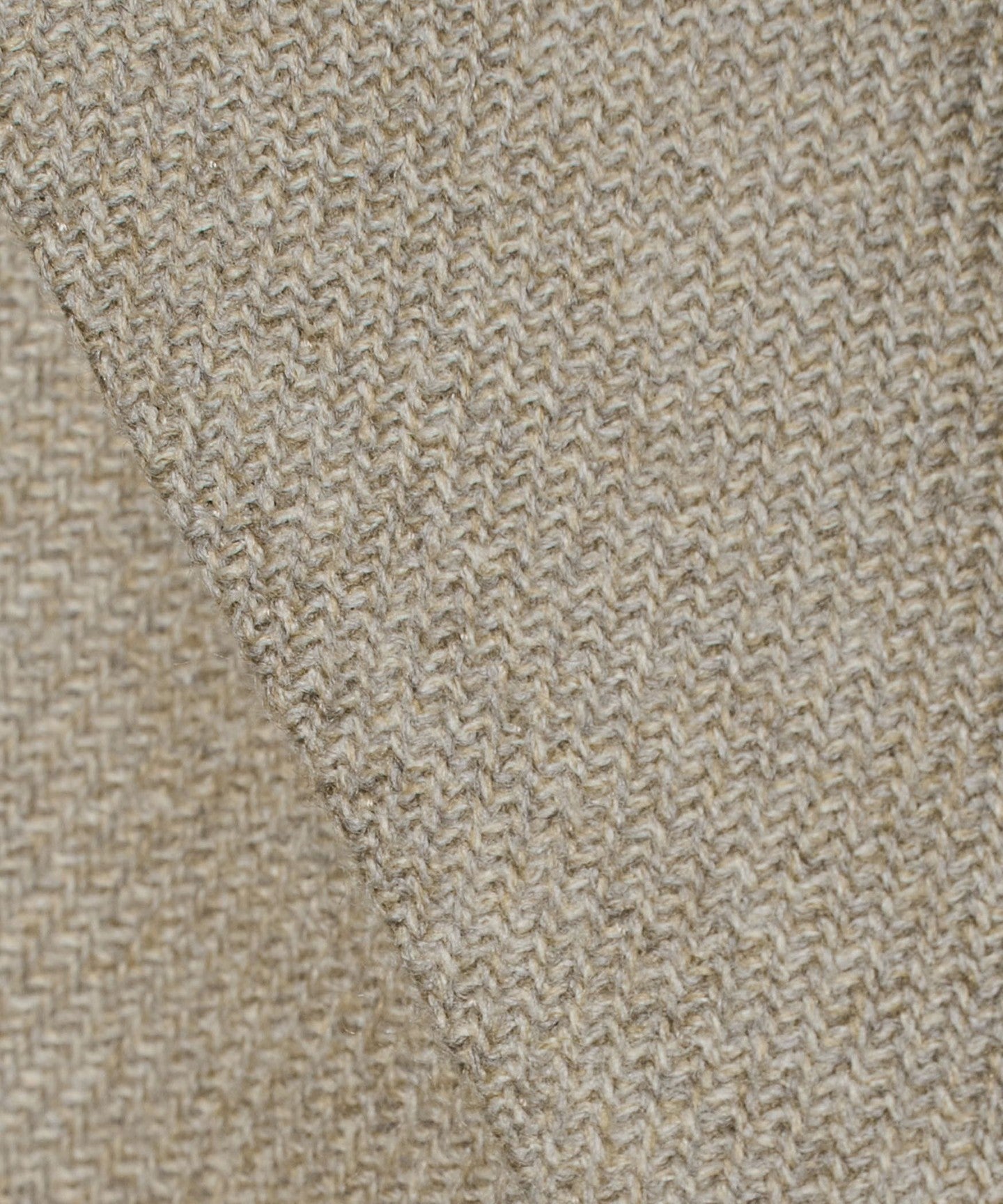 11221106014-d18.jpg