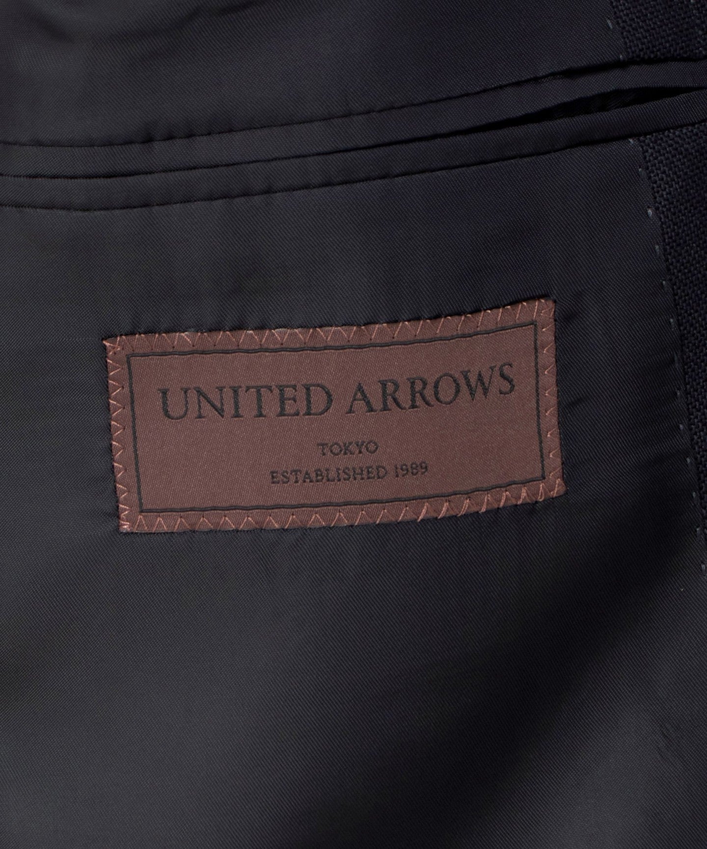 11231612044-d10.jpg