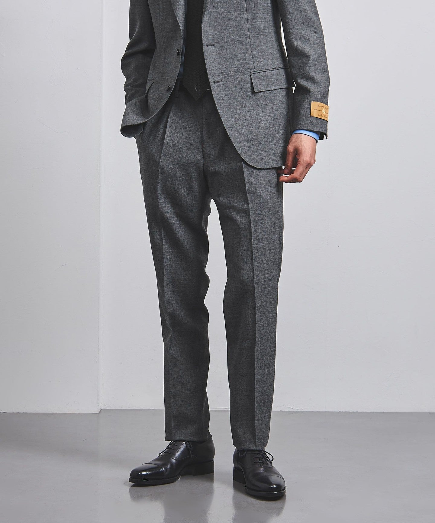 UNITED ARROWS ポーラーソリッド 3ボタン スーツ 山栄毛織〉ポーラーソリッド 3ボタンスーツ｜UAコラム／UA COLUMNS