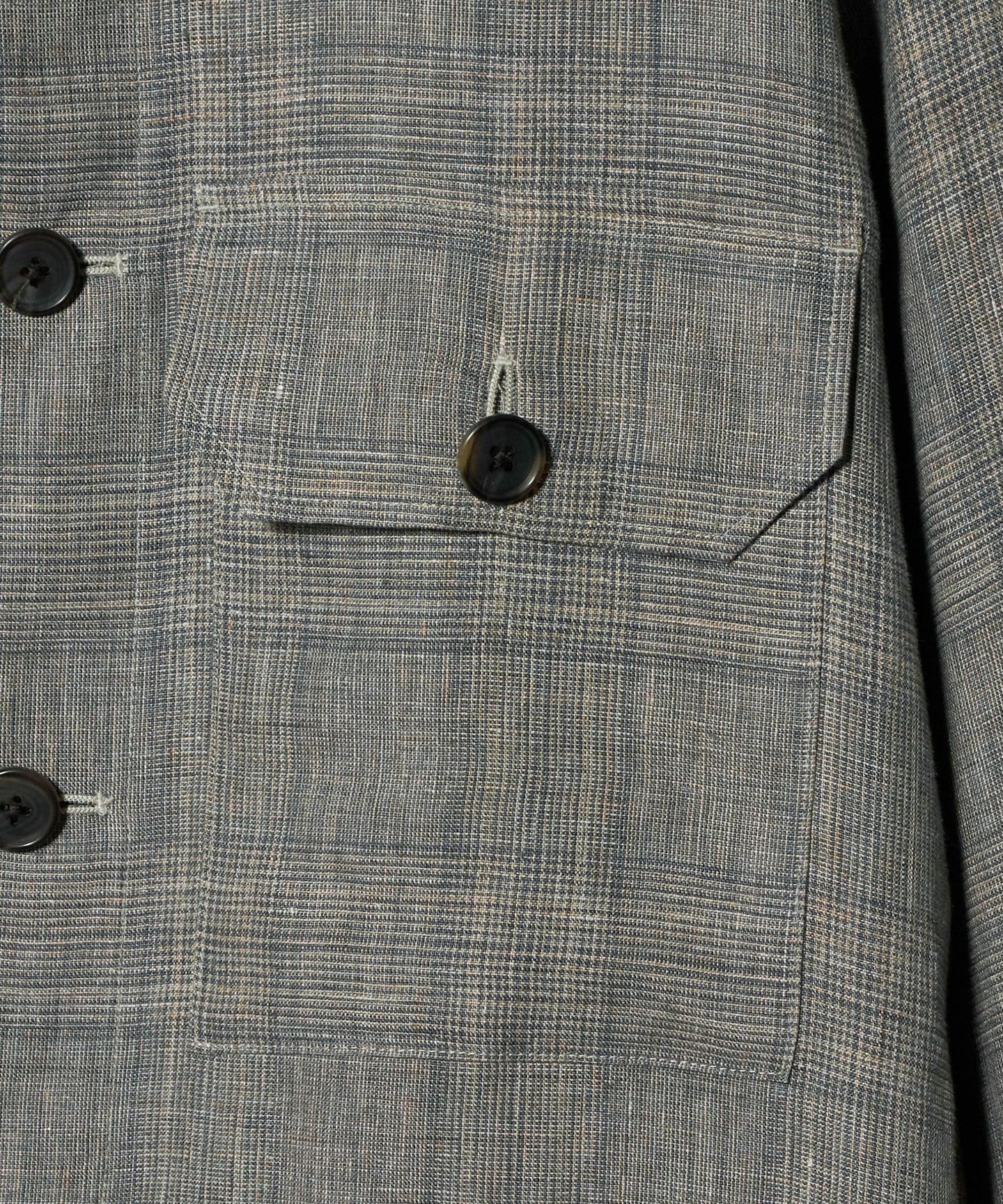 11251102653-d10.jpg