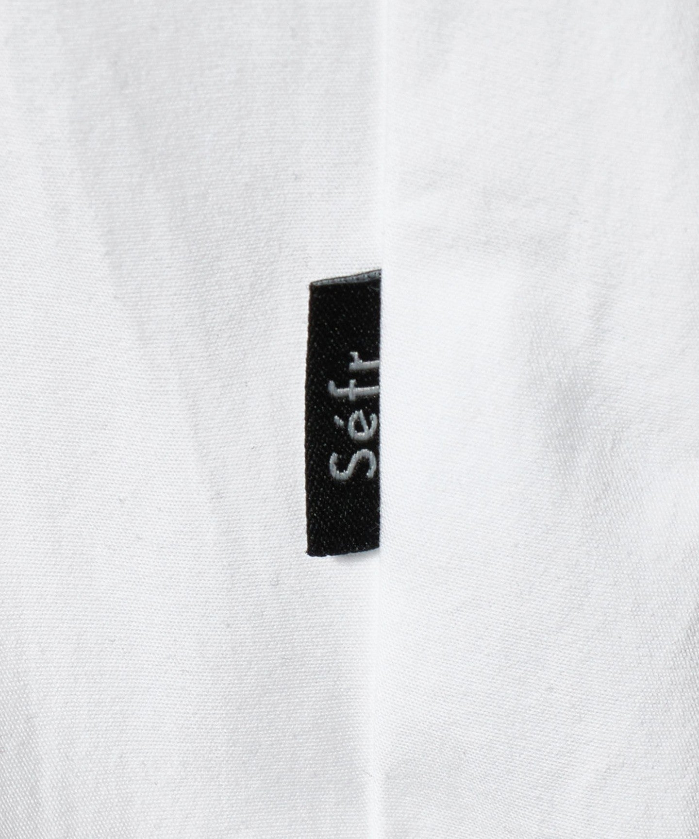 11594000272-d06.jpg